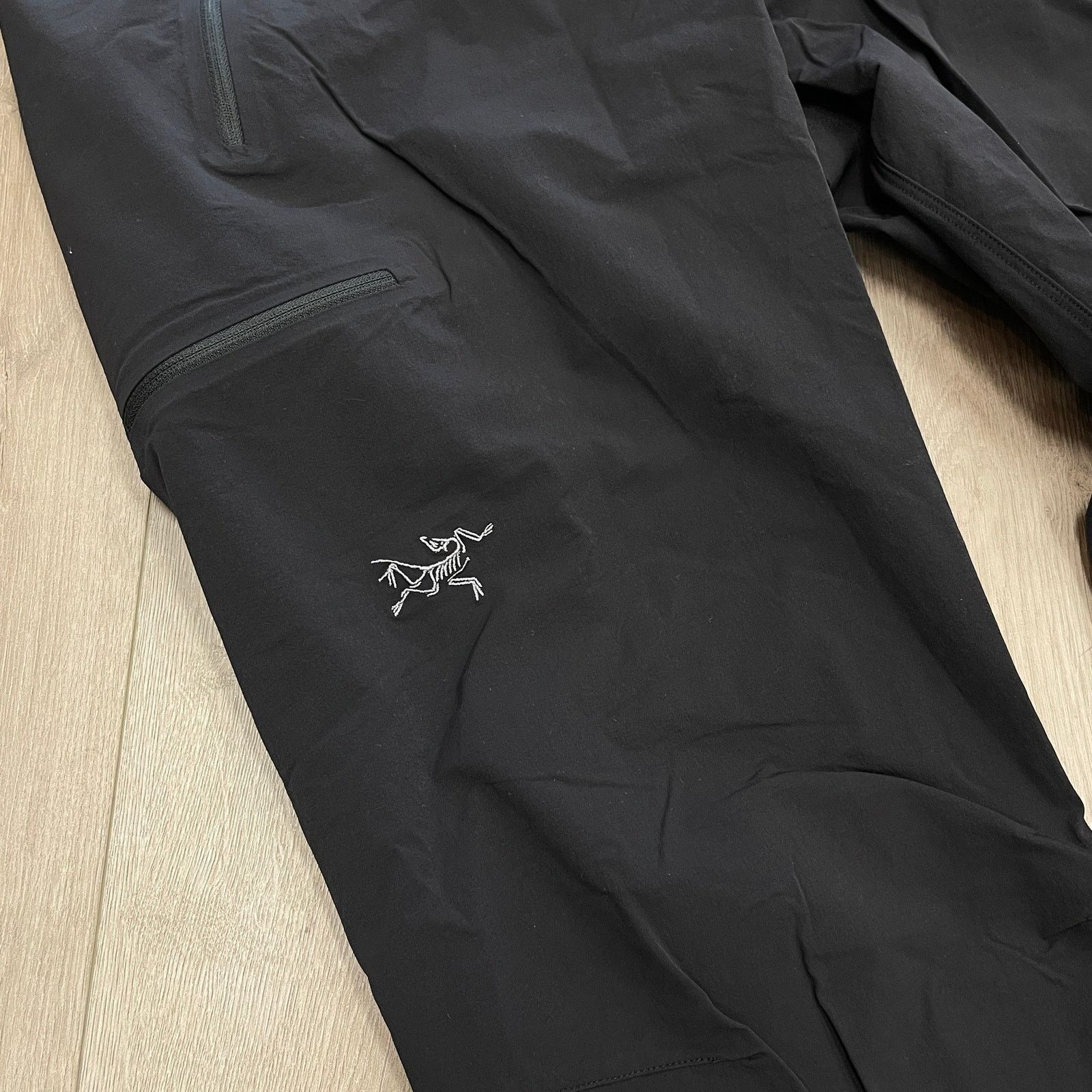 Arc'teryx Arc'teryx Gamma LT Pants Womens Black Size 16 B6 Size 38" / US 16 / IT 52 - 4 Thumbnail
