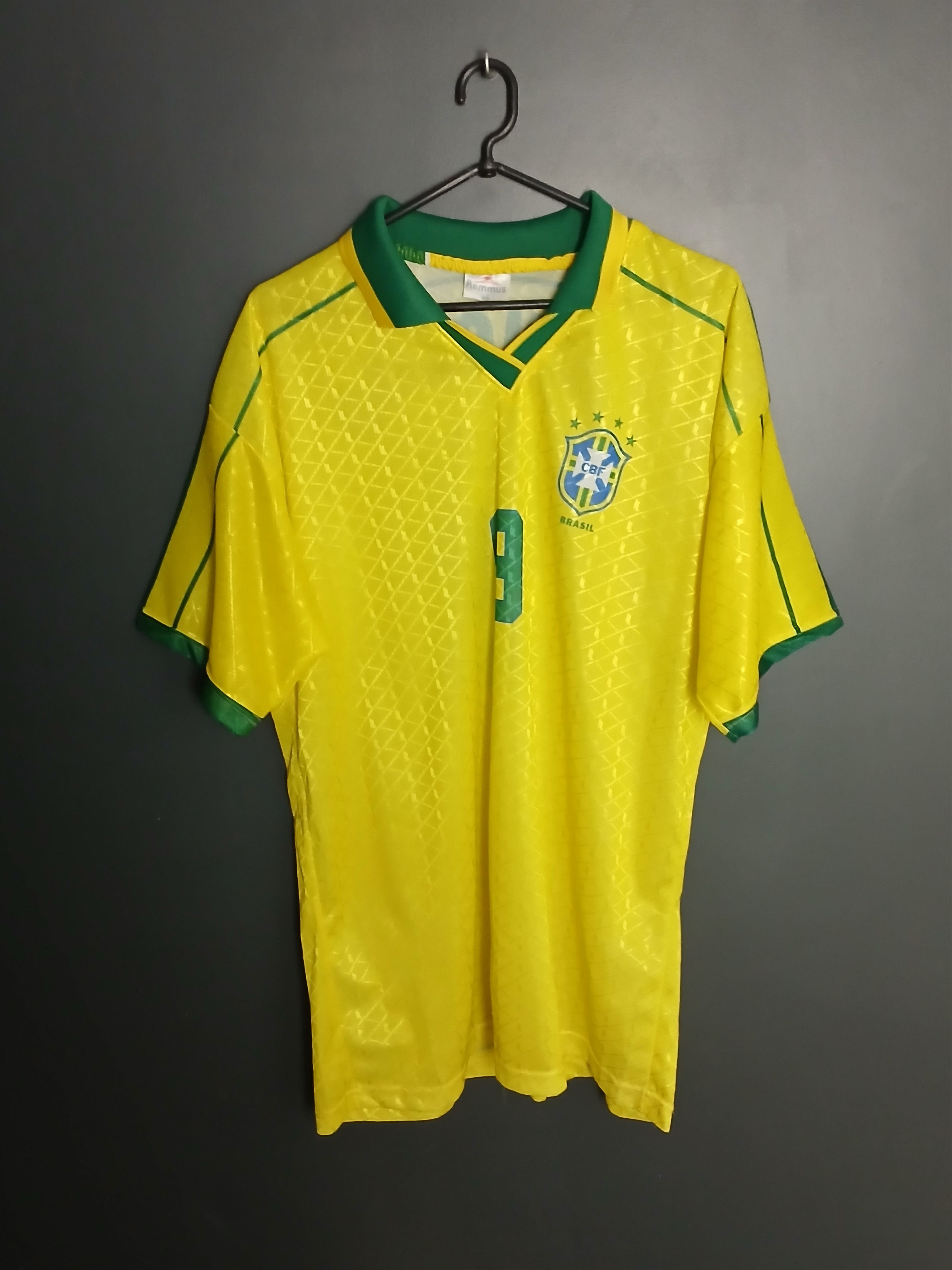 Vintage Brazil National Football Team Ronaldo Jersey T-Shirt Size US XXL / EU 58 / 5 - 2 Thumbnail