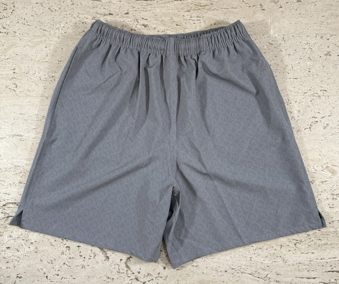 HIDDEN HIDDEN NY Board Shorts Grey Size M Size US 32 / EU 48 - 1 Preview