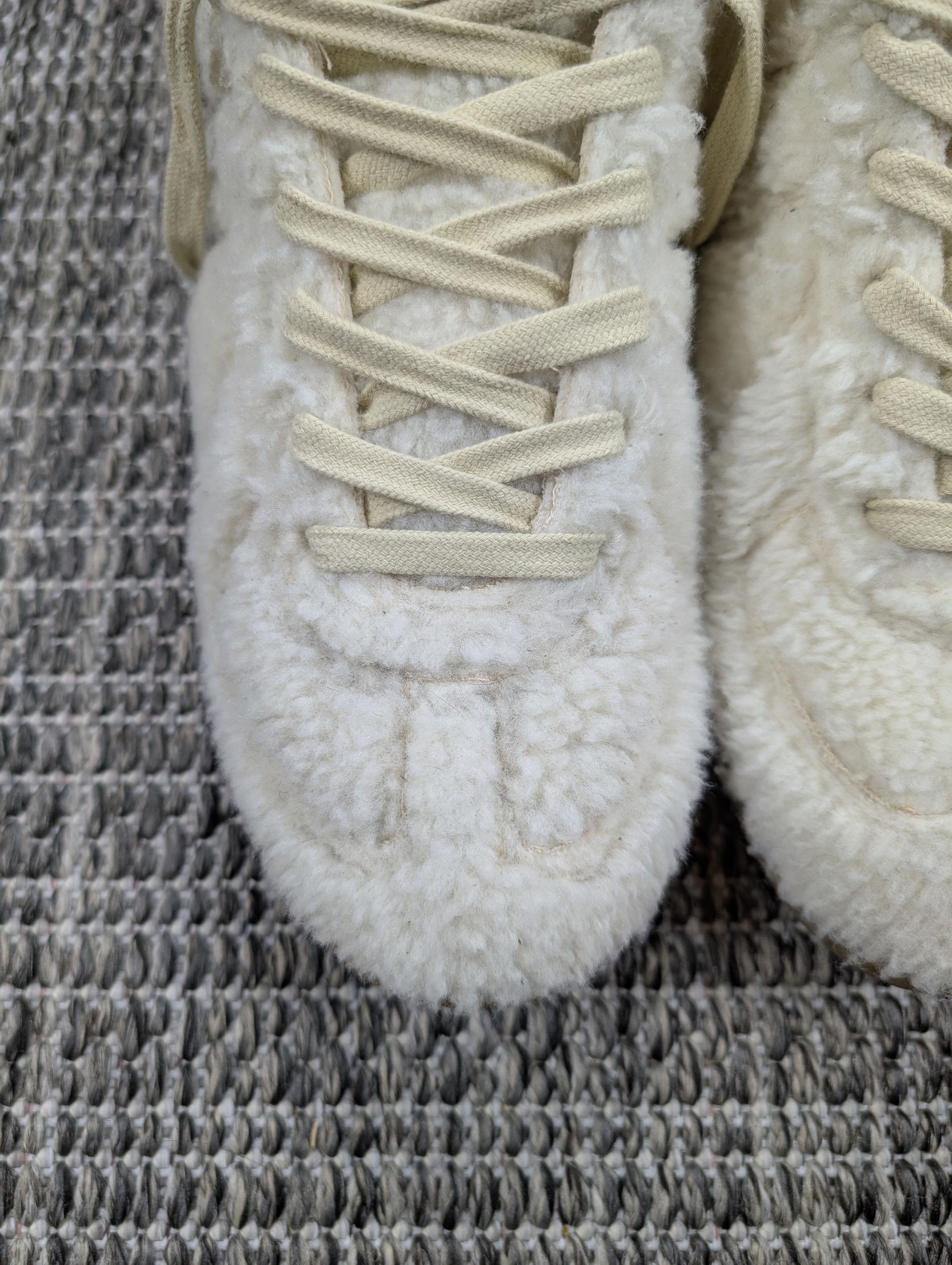 Maison Margiela Maison Margiela GAT Replica Shearling Sherpa Fleece Fur Size US 9.5 / EU 42-43 - 4 Thumbnail