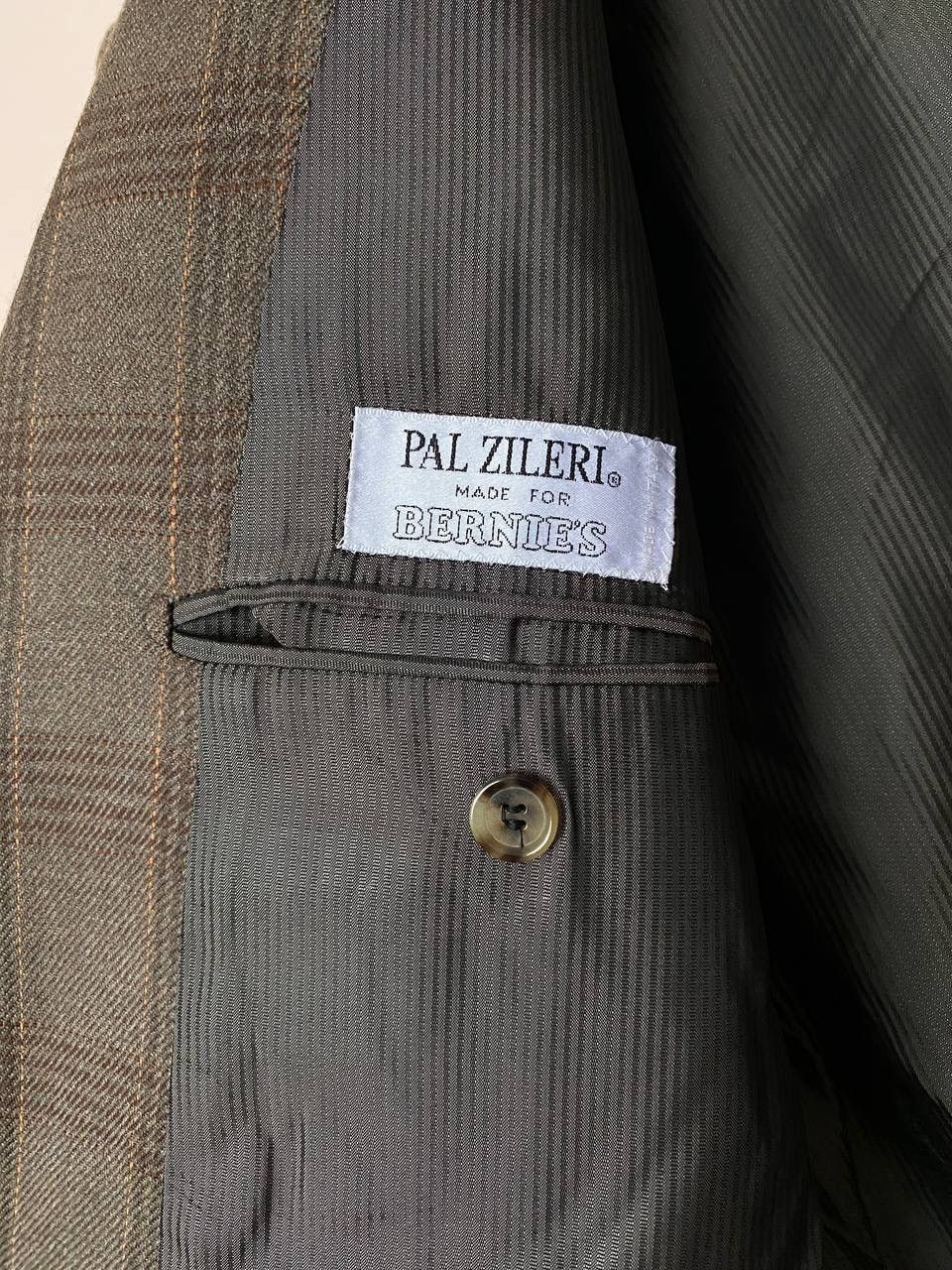Pal Zileri 🧥 PAL ZILERI MADE FOR BERNIE'S PLAID BLAZER 100% WOOL Size 52R - 7 Thumbnail