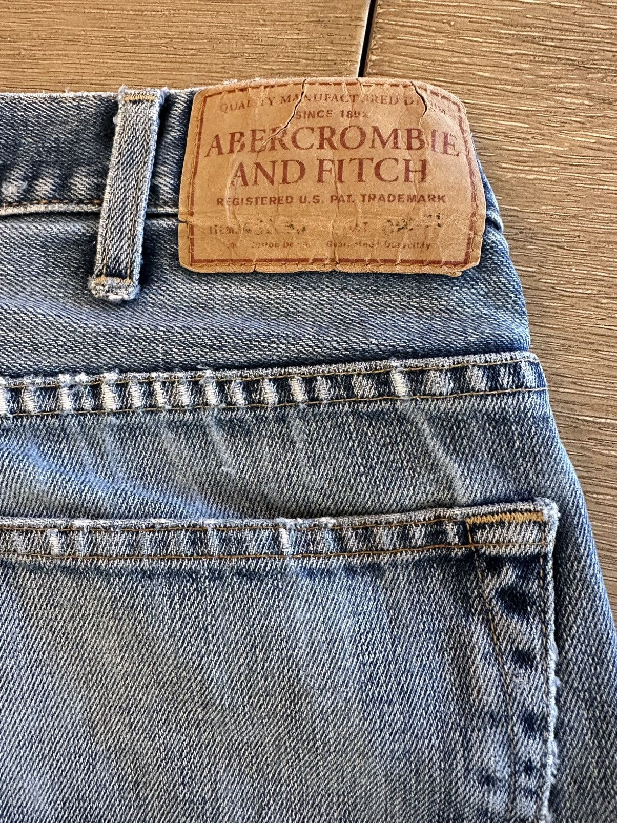 Abercrombie & Fitch A&F vintage 90s jeans cut off shorts ripped Size US 34 / EU 50 - 3 Thumbnail