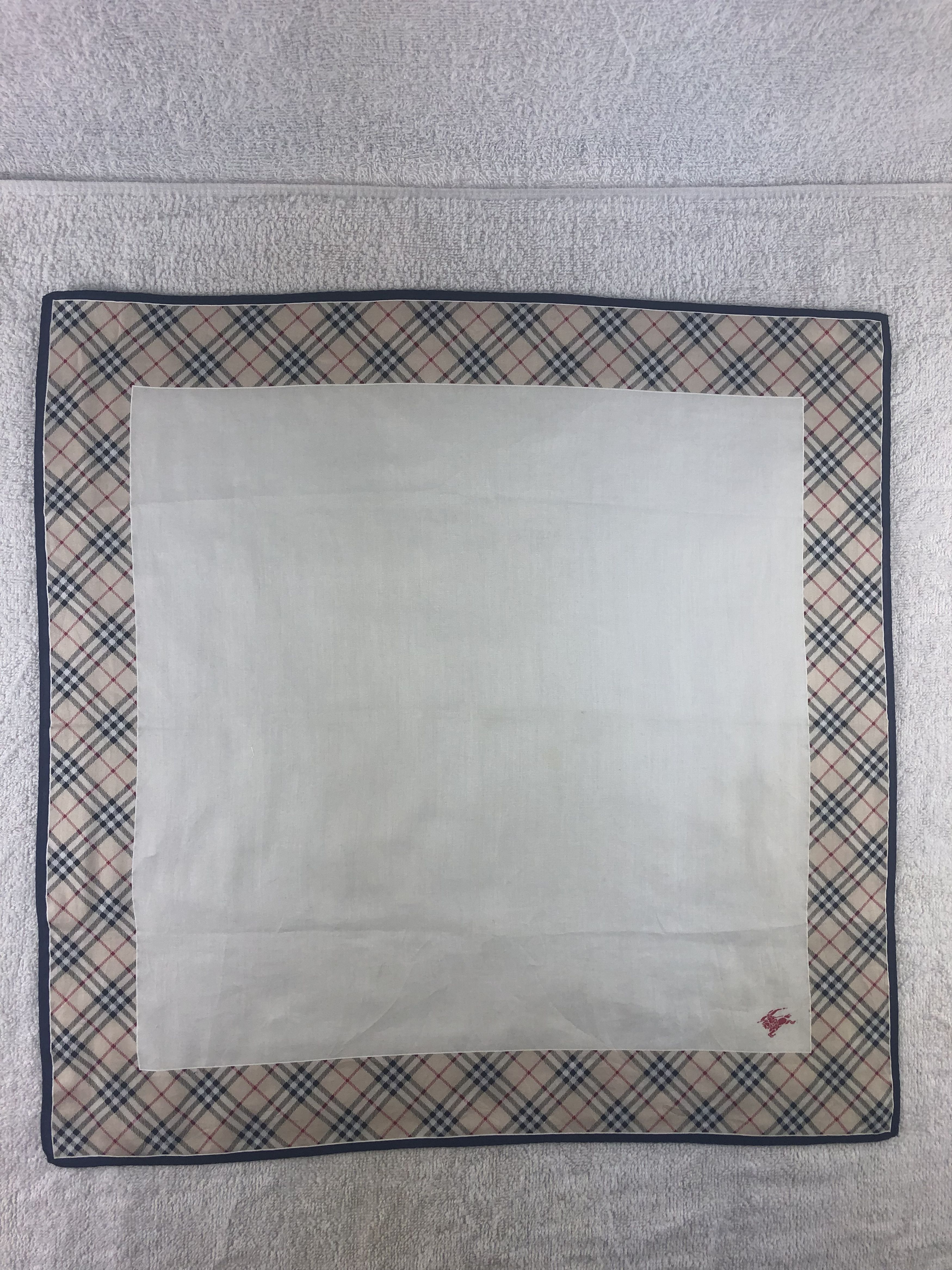 Burberry Burberry Handkerchief / Bandana / Neckerchief Size ONE SIZE - 3 Thumbnail
