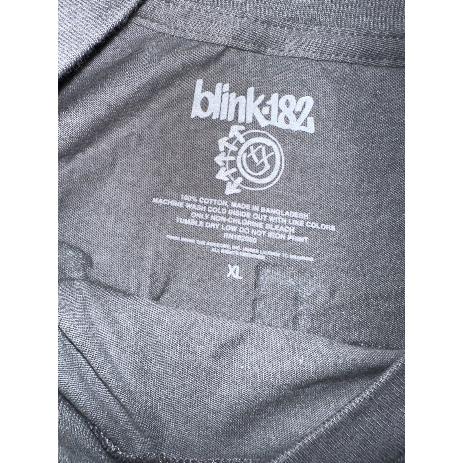 Band Tees 2024 BLINK 182 SHIRT WORLD TOUR CONCERT BLACK ONE MORE TIME Size US XL / EU 56 / 4 - 4 Thumbnail