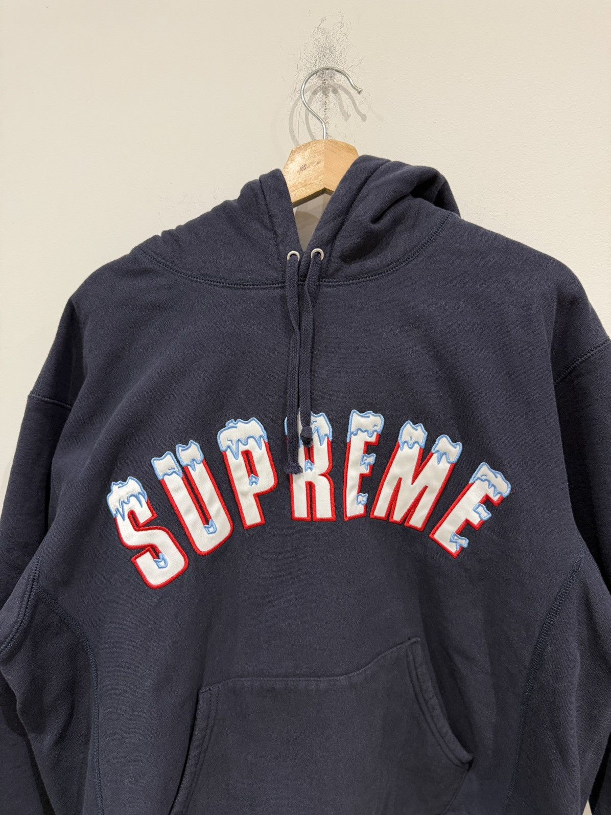Supreme Supreme Icy Arc Hooded Sweatshirt Navy Size: L Size US L / EU 52-54 / 3 - 2 Thumbnail