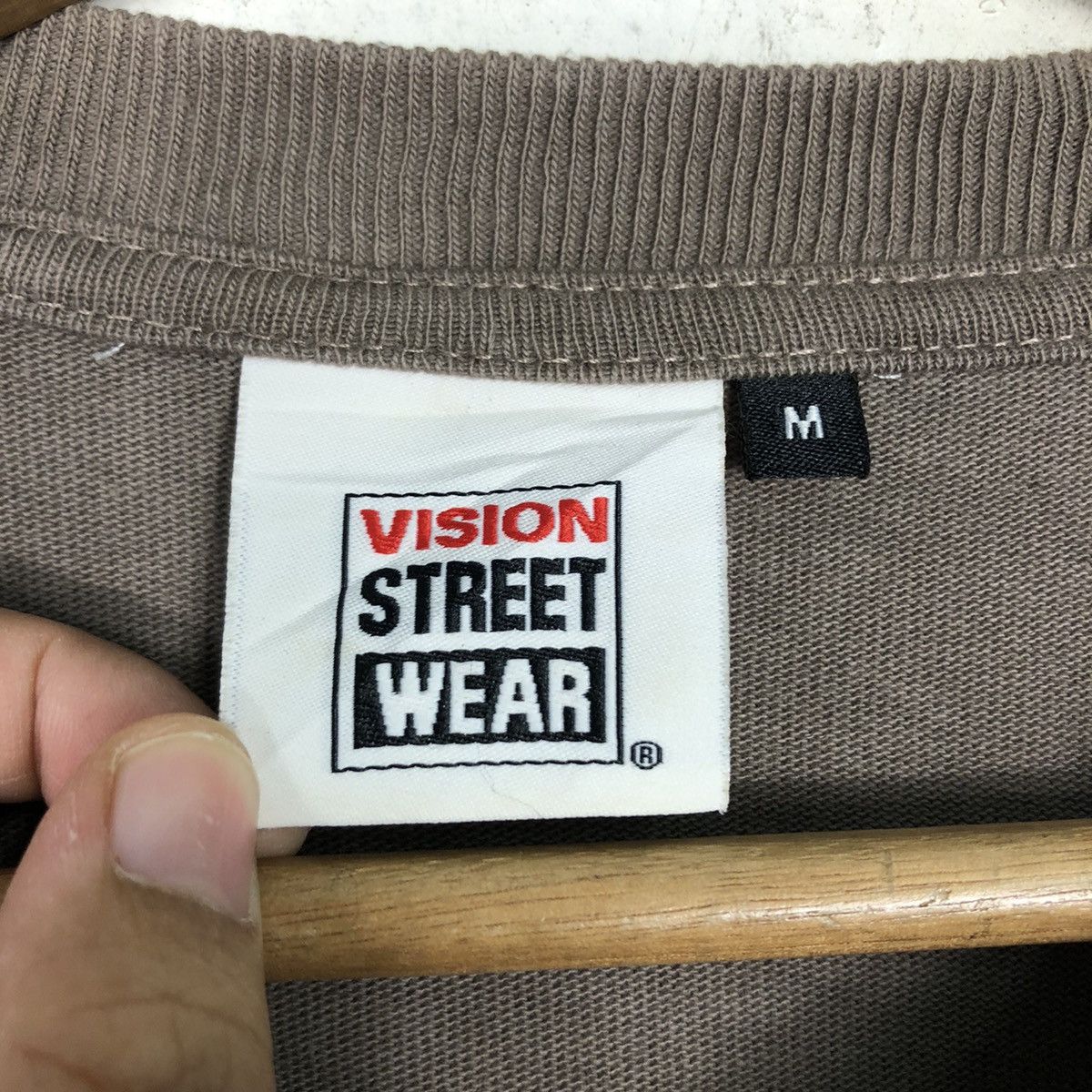 Vision Streetwear 📌Vintage Sweatshirt Vision Street Wear Box Logo Spell Out Size US M / EU 48-50 / 2 - 15 Thumbnail