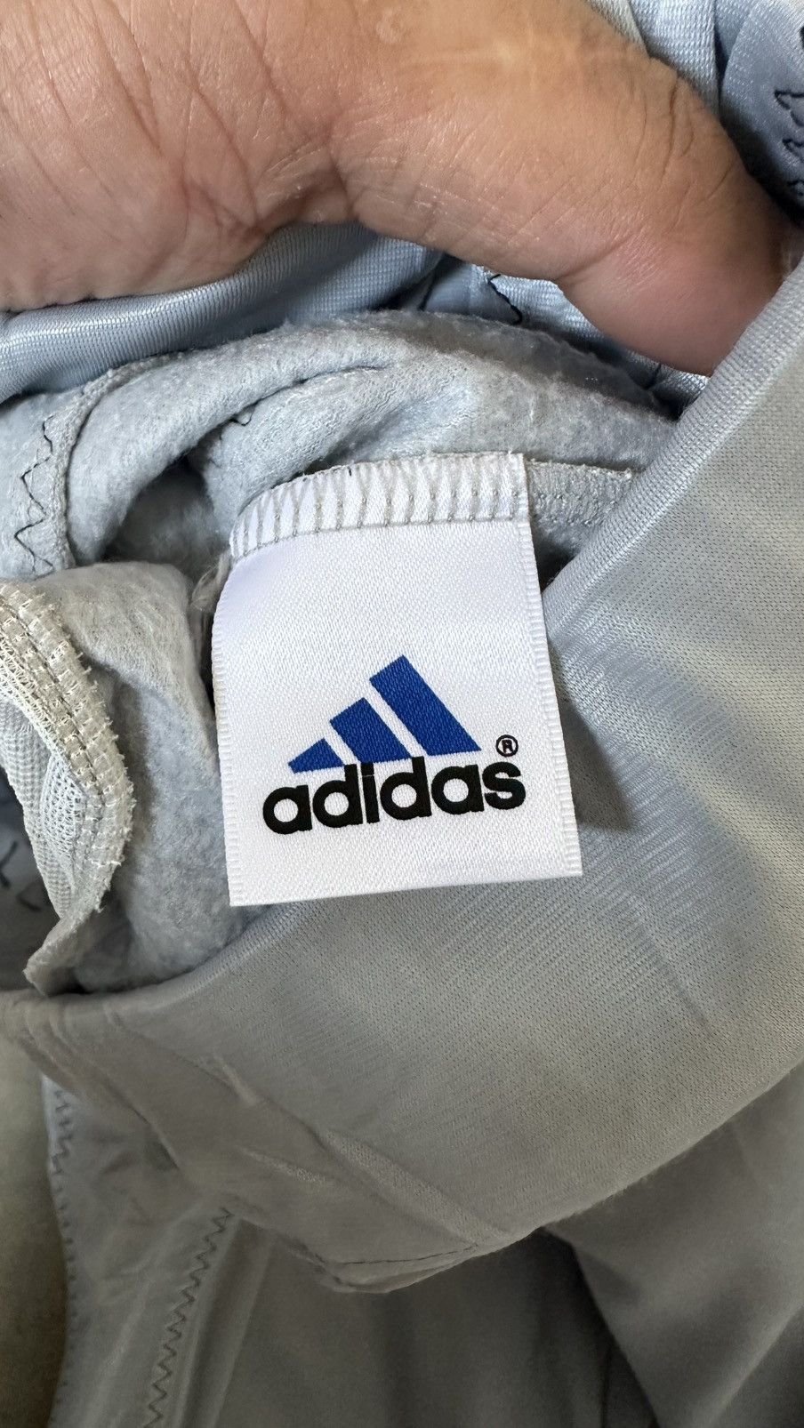 Adidas VINTAGE ADIDAS TRACK PANT Size US 32 / EU 48 - 12 Thumbnail
