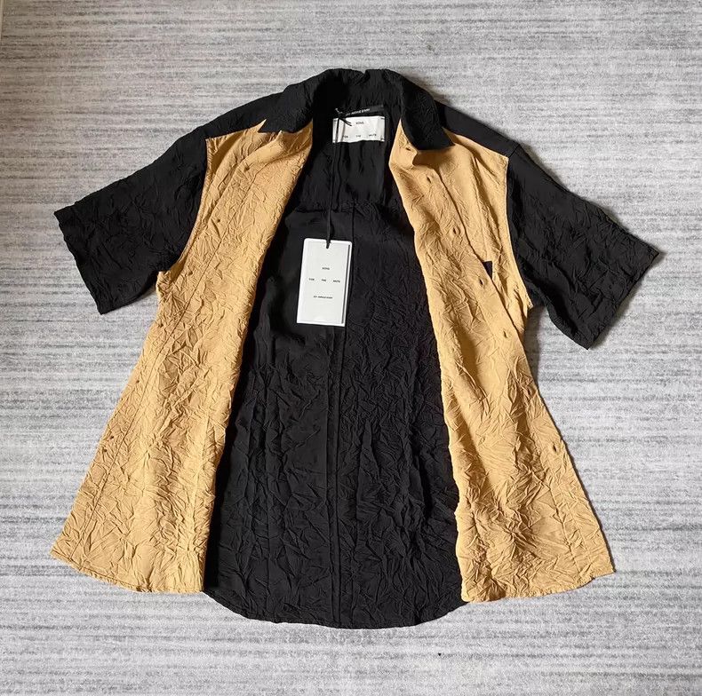 Song For The Mute Song For The Mute Black and yellow spliced pleated short s Size US S / EU 44-46 / 1 - 2 Thumbnail