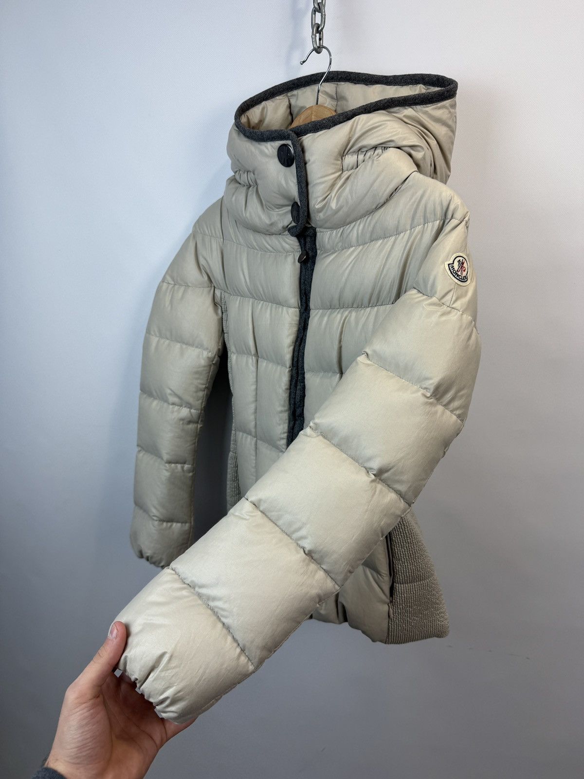 Moncler Moncler Signac Hood Down Puffer Jacket Women’s Beige Size 1 Size XS / US 0-2 / IT 36-38 - 5 Thumbnail