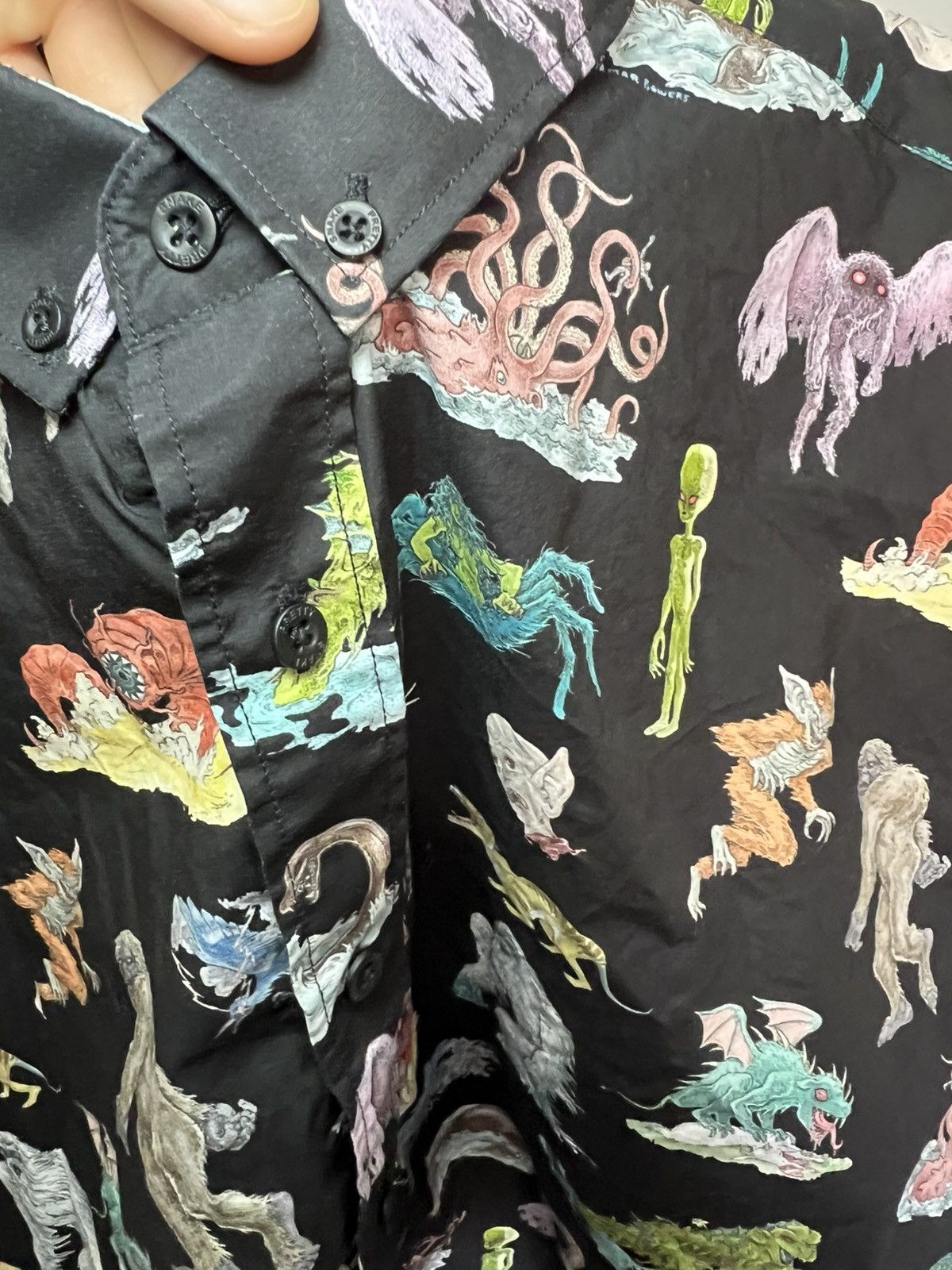 Vintage Vintage Pretty Snake freak of nature print button up t-shirt Size US XL / EU 56 / 4 - 6 Thumbnail