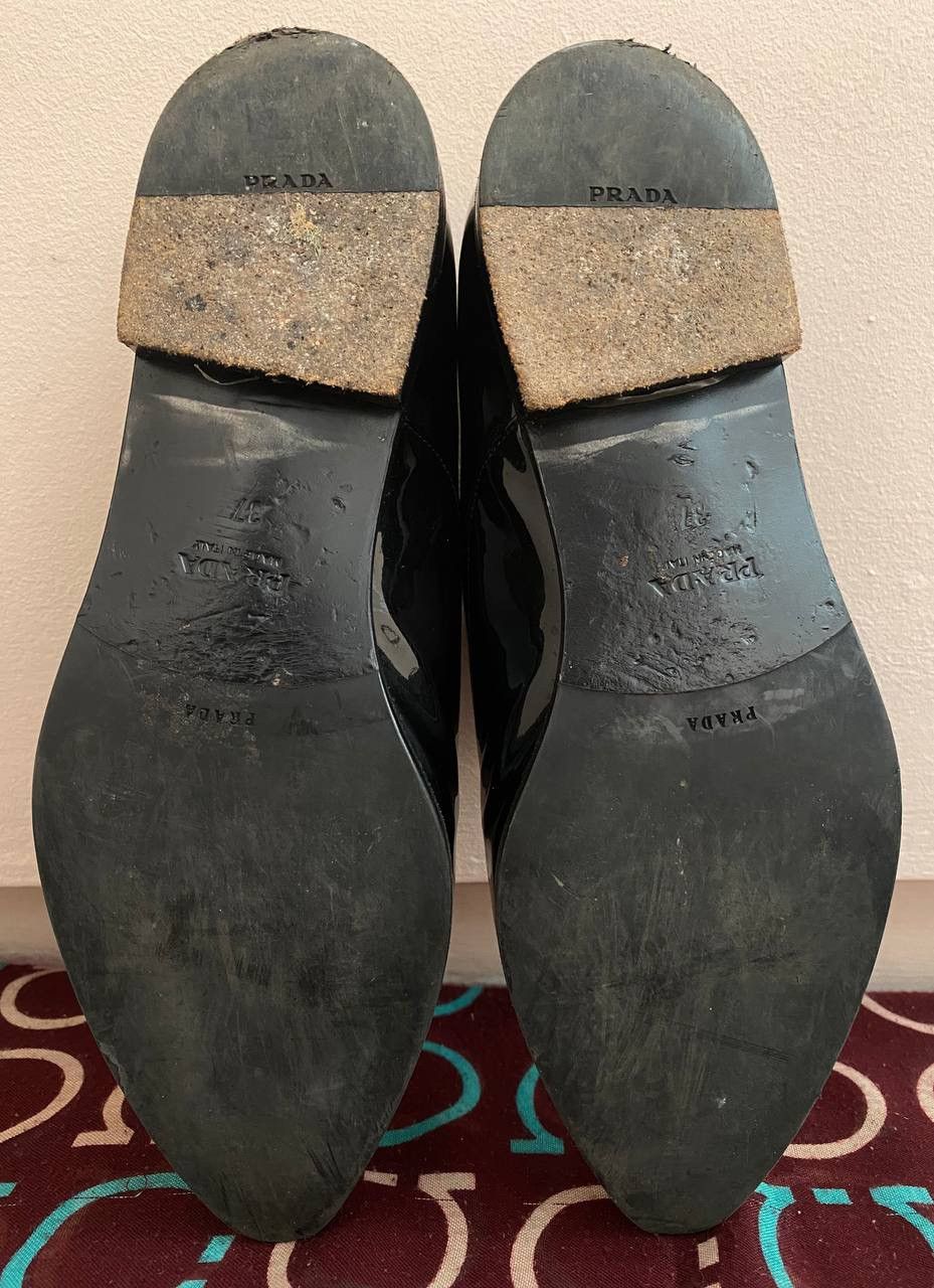 Prada × Tom Ford 🖤 Prada Black Patent Leather Slip Ons Never Worn Size US 5 / EU 37 - 9 Thumbnail