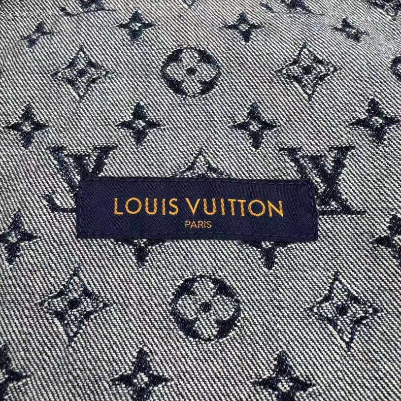 Louis Vuitton Louis Vuitton Blue Jean jacket 2501-Nextarrow Size US L / EU 52-54 / 3 - 7 Thumbnail