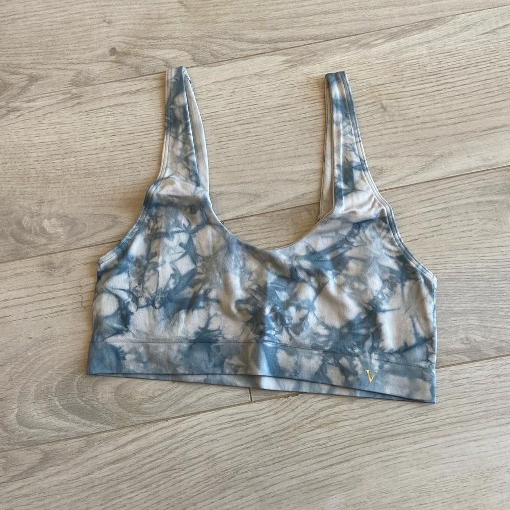 Designer Victoria's Secret Blue and White Tie Dye Scoop Sports Bra Size ONE SIZE - 1 Thumbnail