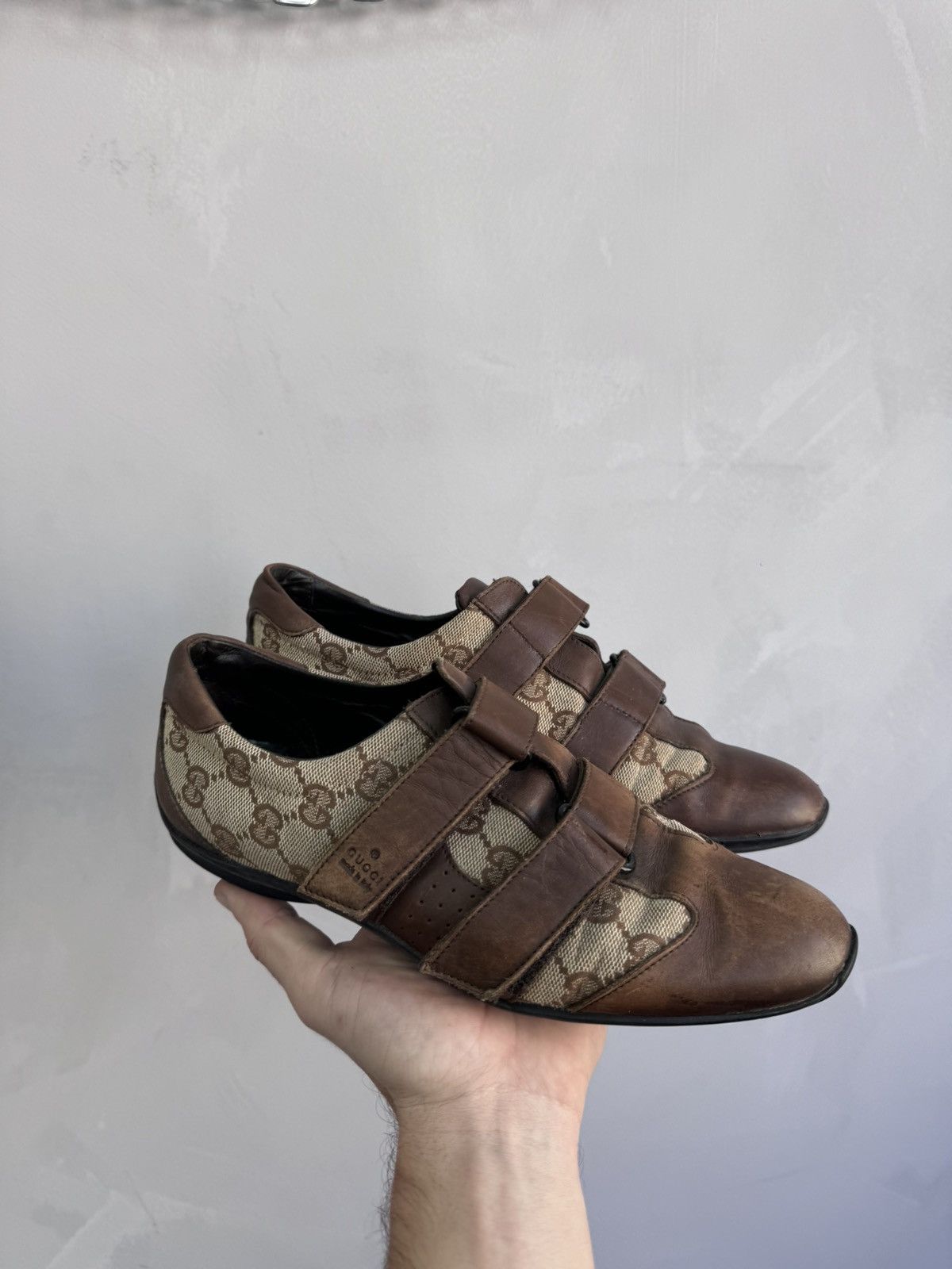 Gucci × Vintage SALE💣💣 Gucci Vintage Leather Sneakers GG Monogram size 37 Size US 7 / IT 37 - 2 Thumbnail