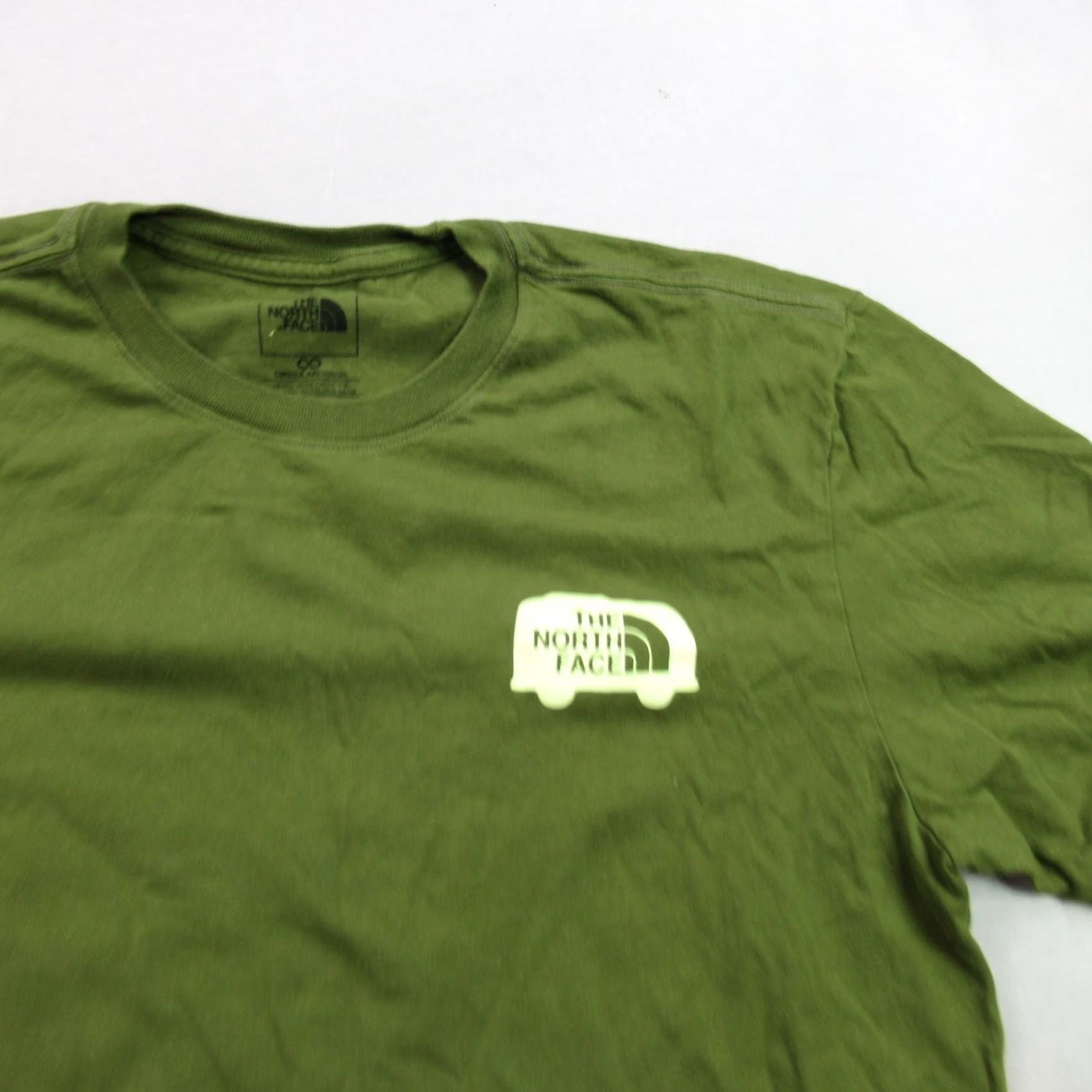 The North Face North Face Shirt Mens Medium Green Short Sleeve Crew Neck Lightweight Size US M / EU 48-50 / 2 - 2 Thumbnail