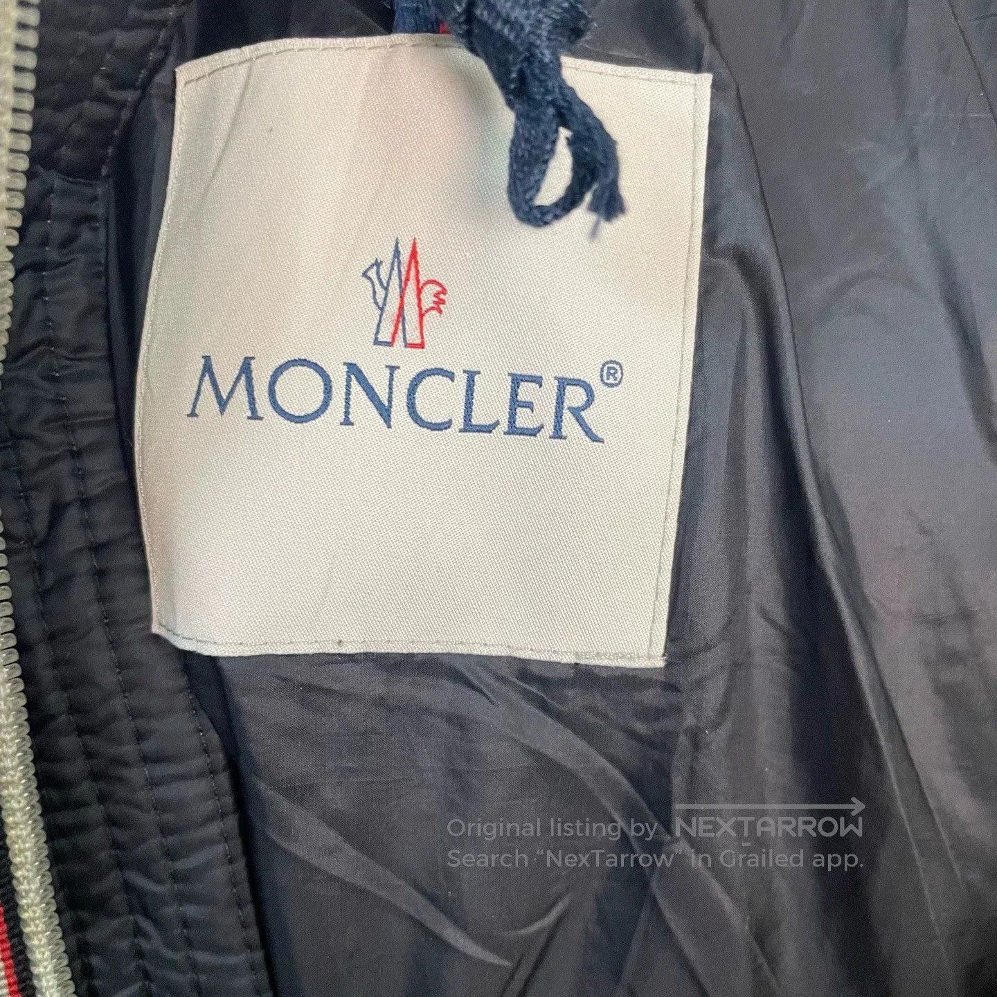 Moncler black striped front pocket down jacket. Size US M / EU 48-50 / 2 - 3 Thumbnail