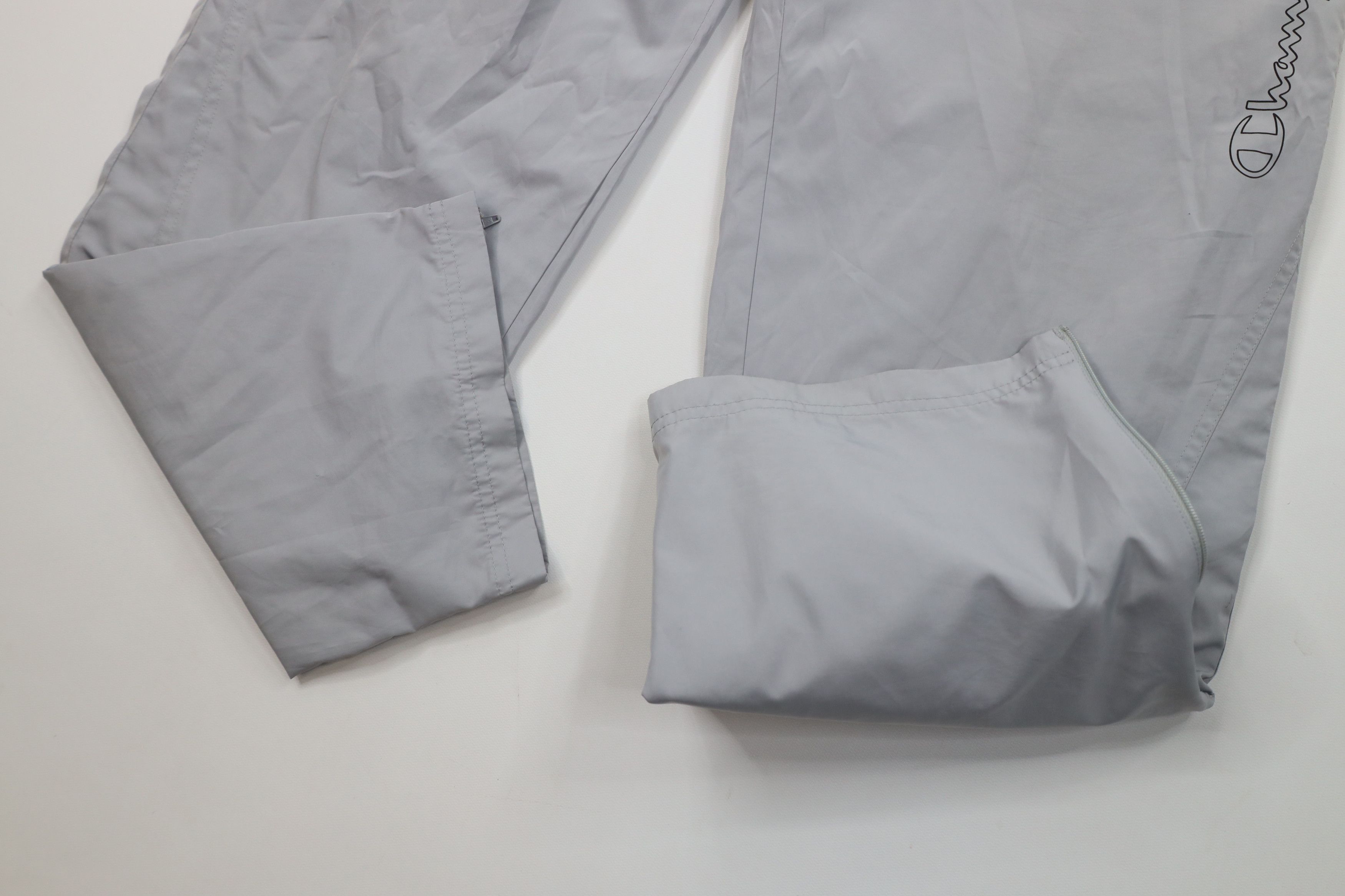 Champion Vintage 90s Champion Spell Out Lined Windbreaker Pants Gray Size US 32 / EU 48 - 7 Thumbnail