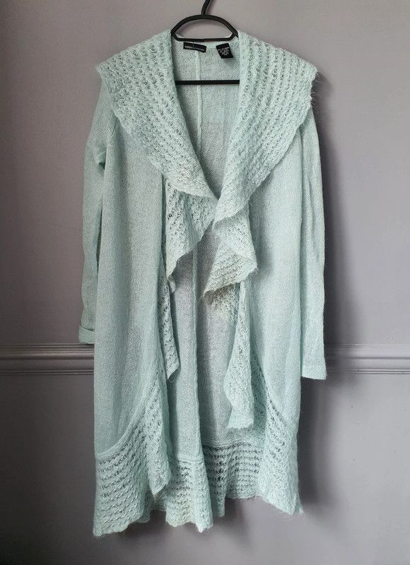 Victoria's Secret Moda International / Victoria's Secret cardigan XS-M Size XS / US 0-2 / IT 36-38 - 3 Thumbnail