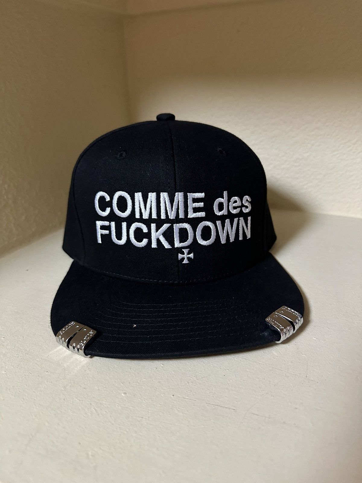 帽子 AliceHollywood nubian COMME des FUCKDOWN 帽子 AliceHollywood nubian COMME des FUCKDOWN 8月15日(金)発売開始