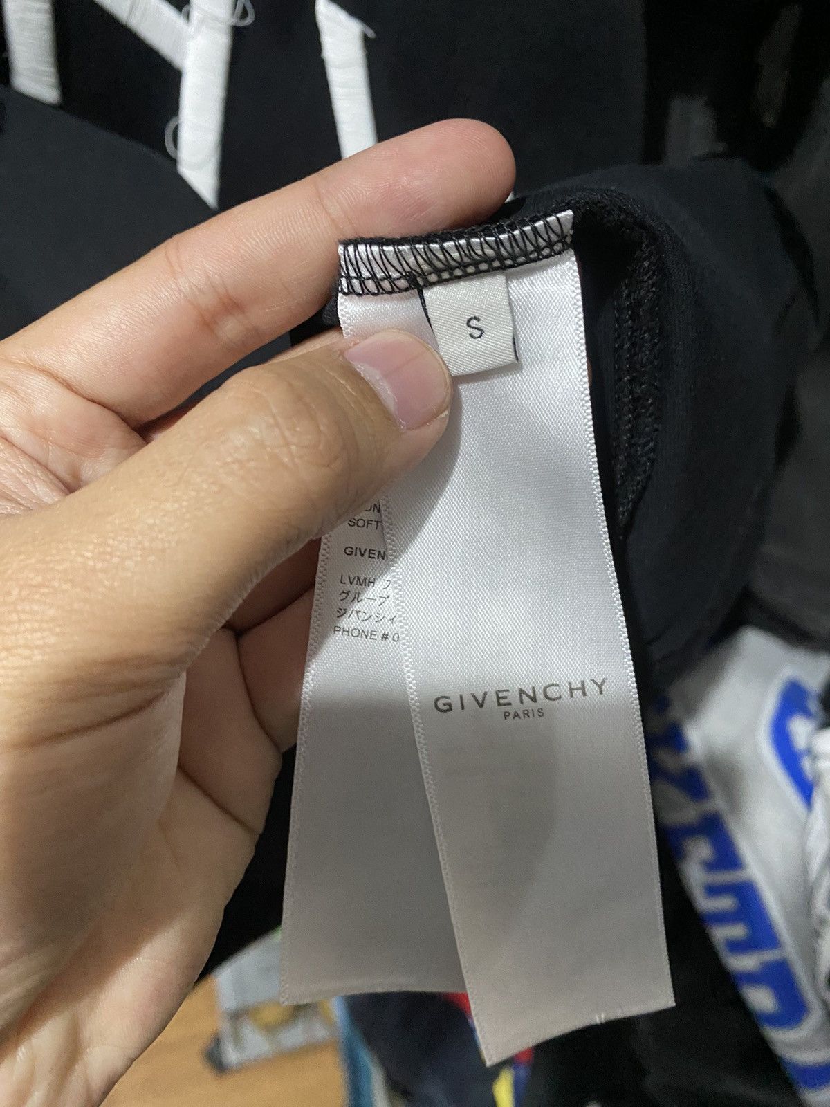 Givenchy Givenchy Paris T-shirt Size US S / EU 44-46 / 1 - 9 Thumbnail