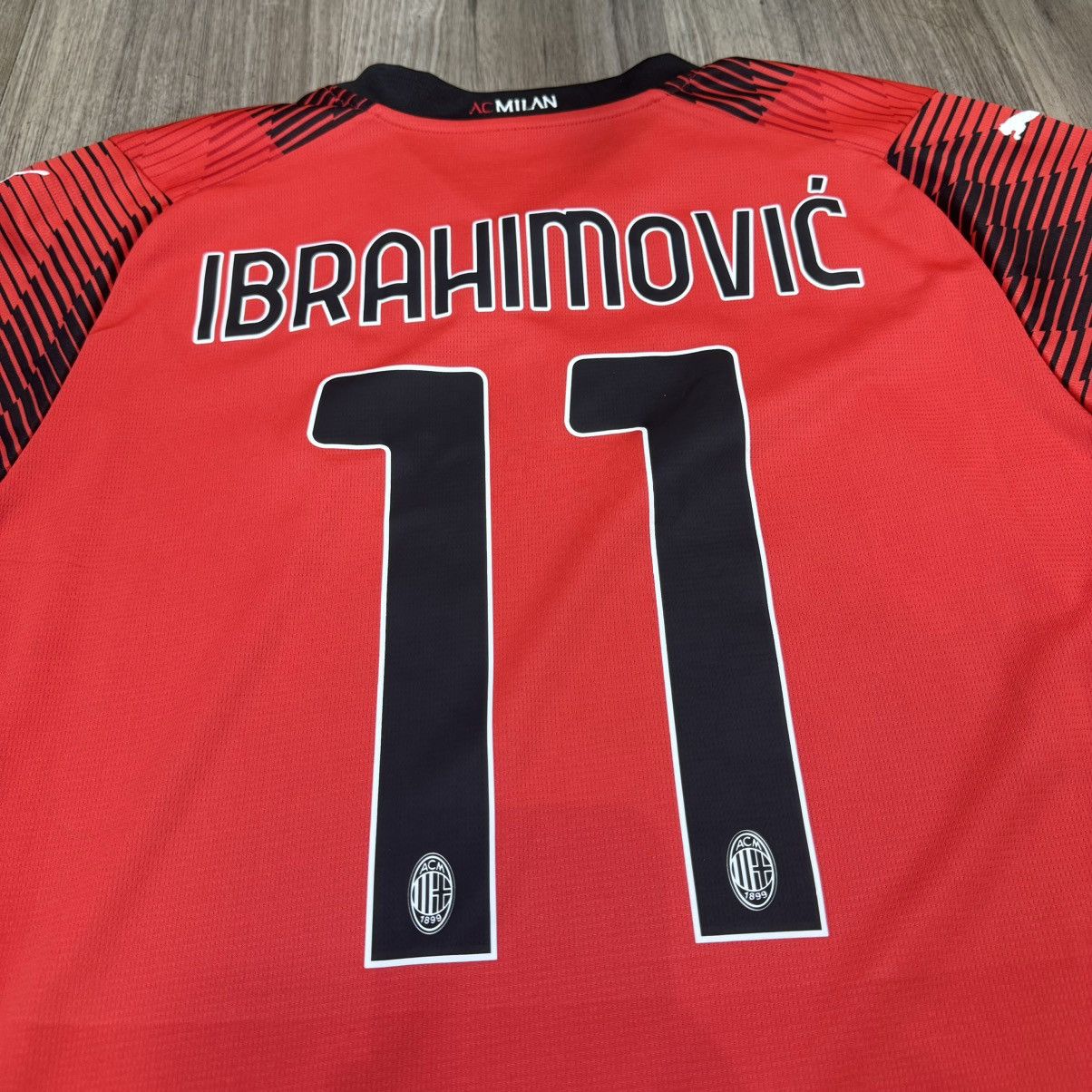 Puma AC Milan 23/24 home shirt #11 Ibramovic Size US XL / EU 56 / 4 - 4 Thumbnail