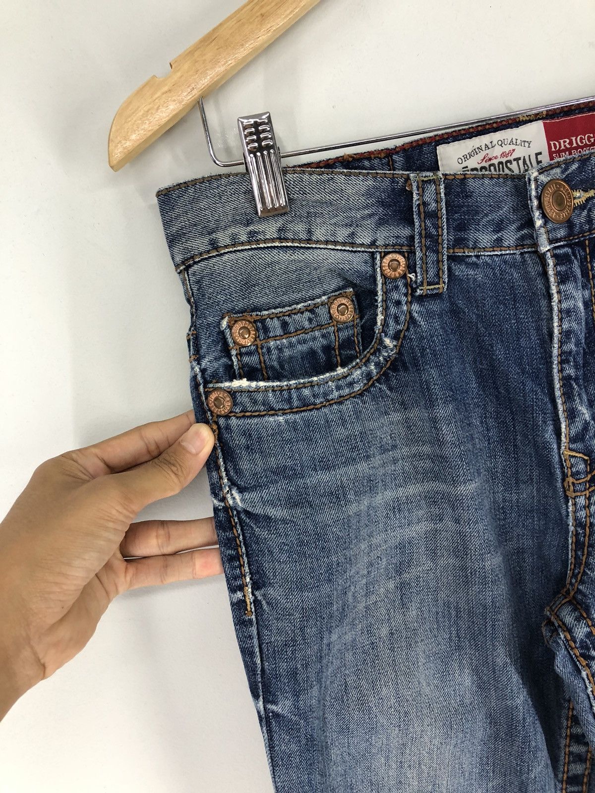 Aeropostale Vintage Aeropostale Driggs Slim Bootcut Distressed Jeans Size US 29 - 6 Thumbnail