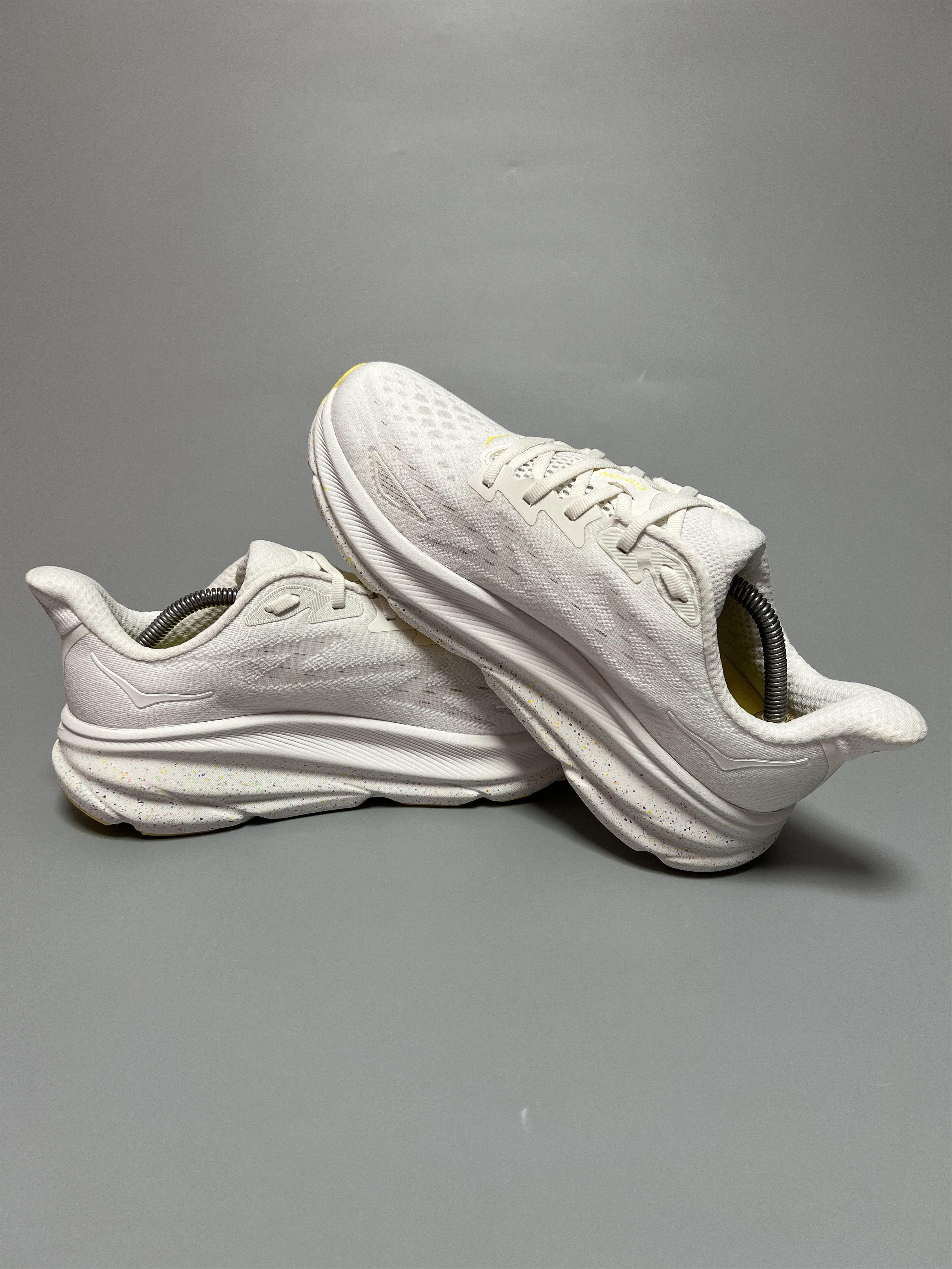 Hoka 9D Hoka One One Clifton 9 Men's Running Shoes Walking Gym Size US 9 / EU 42 - 5 Thumbnail