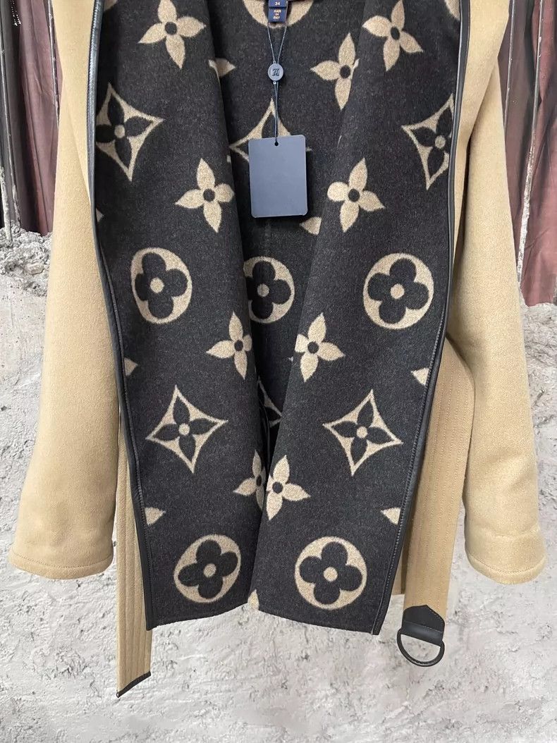 Louis Vuitton Louis Vuitton coat Size XXS / US 00 / IT 34 - 4 Thumbnail