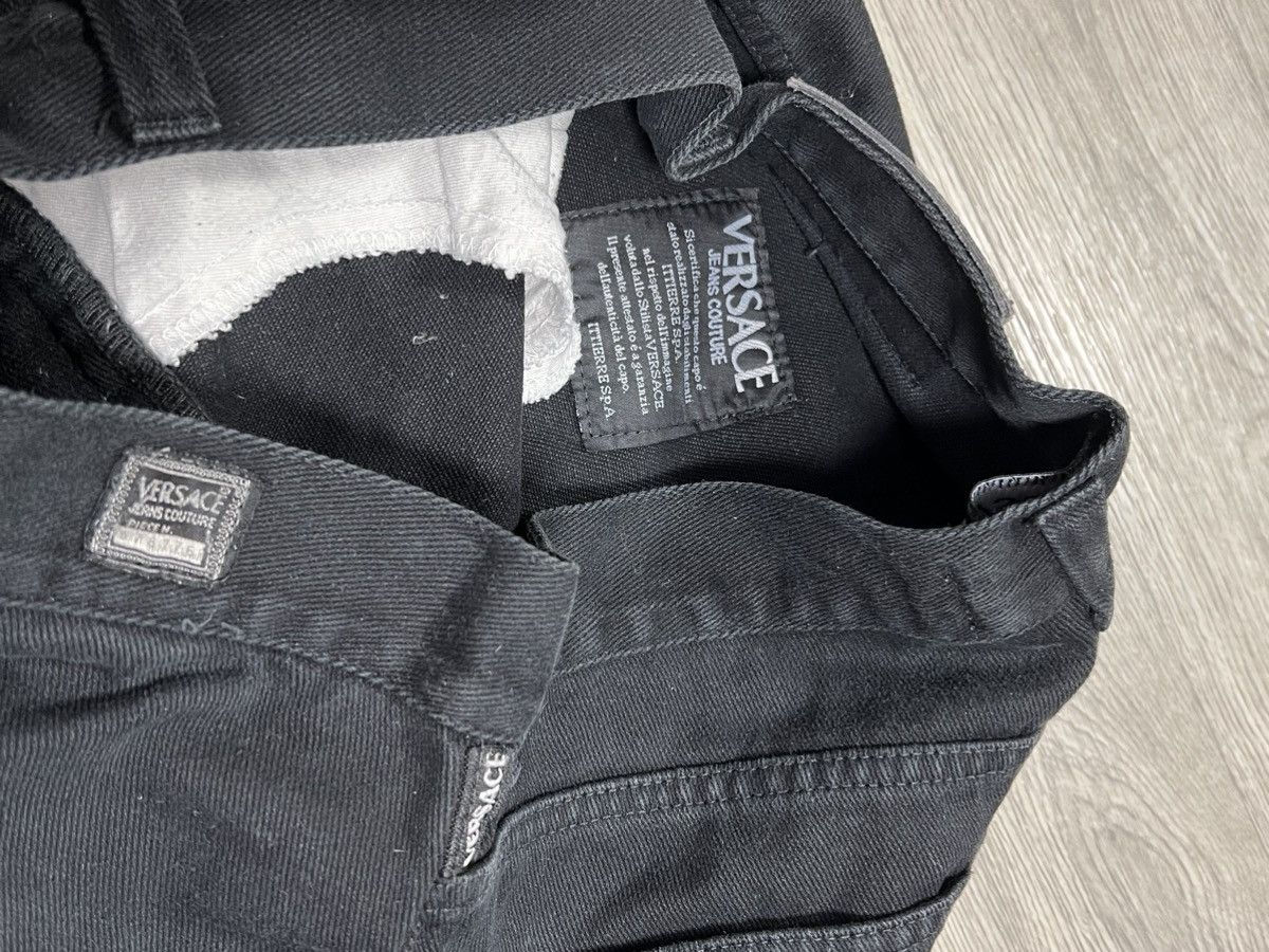 Versace × Versace Jeans Couture × Vintage Versace jeans couture vintage denim jeans Size US 33 - 7 Thumbnail