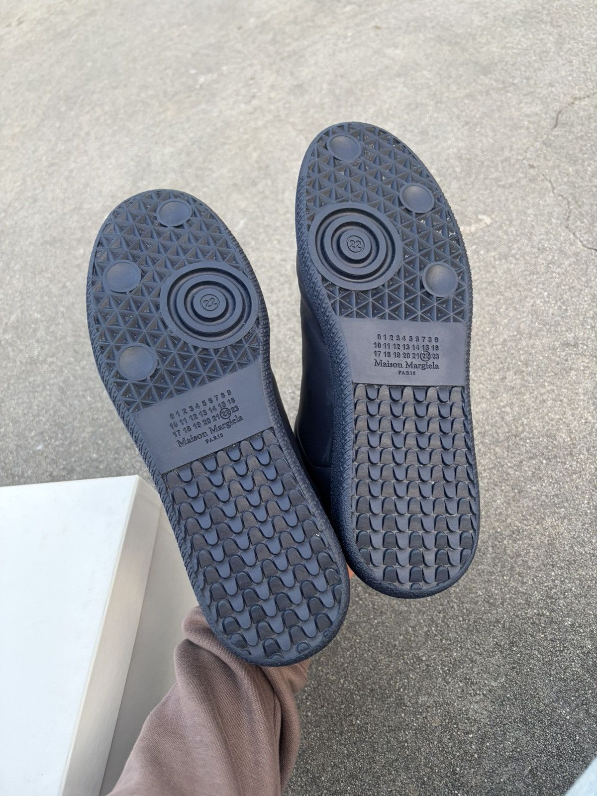 Maison Margiela Maison Margiela Future Low Size US 7 / EU 40 - 8 Thumbnail