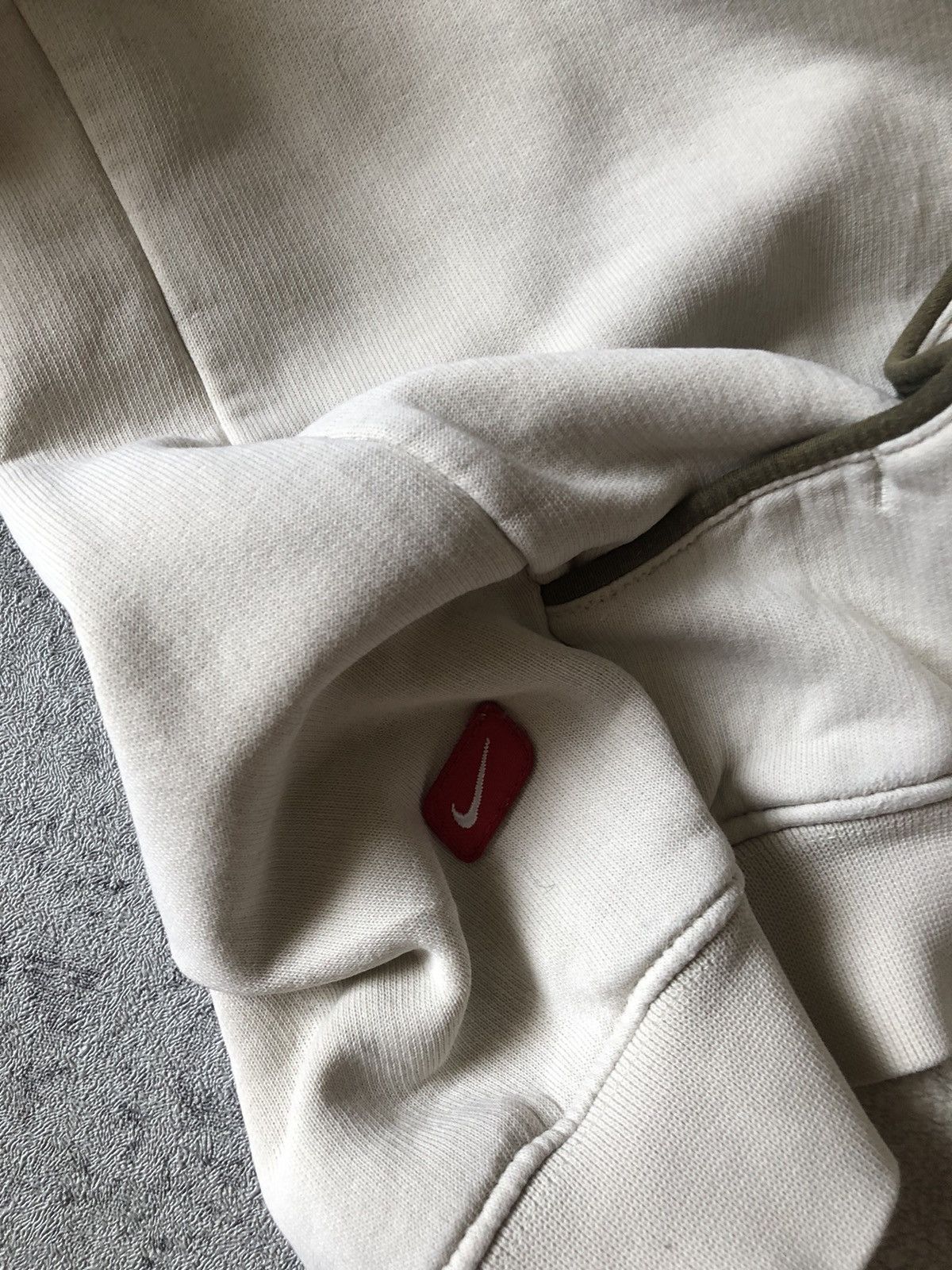 Nike × Vintage VINTAGE NIKE CENTER LOGO DISTRESSED HOODIE Size US M / EU 48-50 / 2 - 7 Thumbnail