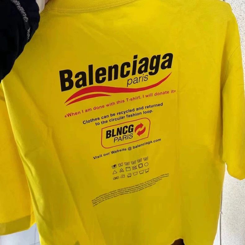 Balenciaga Balenciaga Yellow environment-friendly cola short sleeve 25 Size US XS / EU 42 / 0 - 5 Thumbnail