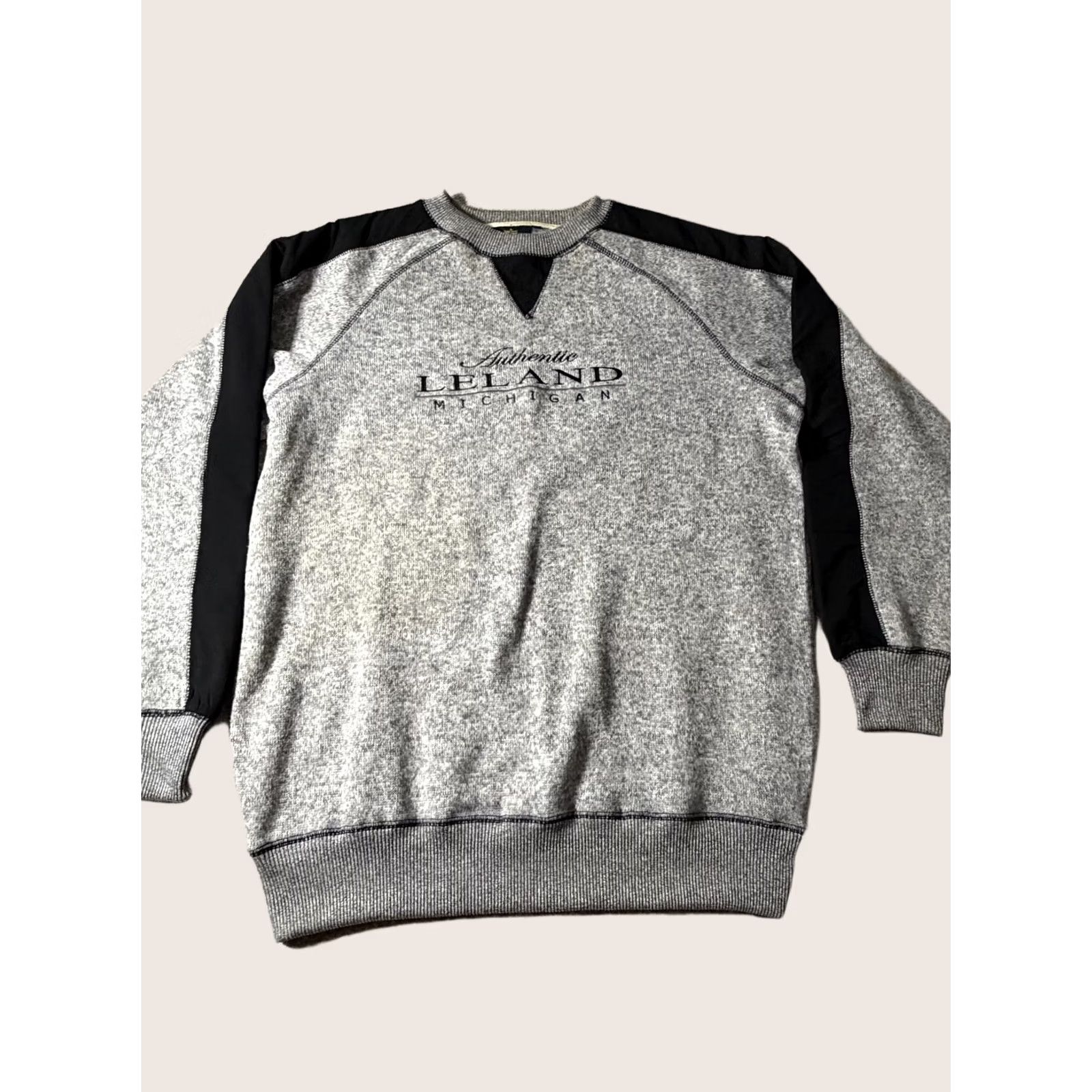 Vintage Leland Michigan Sweatshirt Mens Large Gray Renegade Club Crewneck Pullover Size US L / EU 52-54 / 3 - 1 Thumbnail