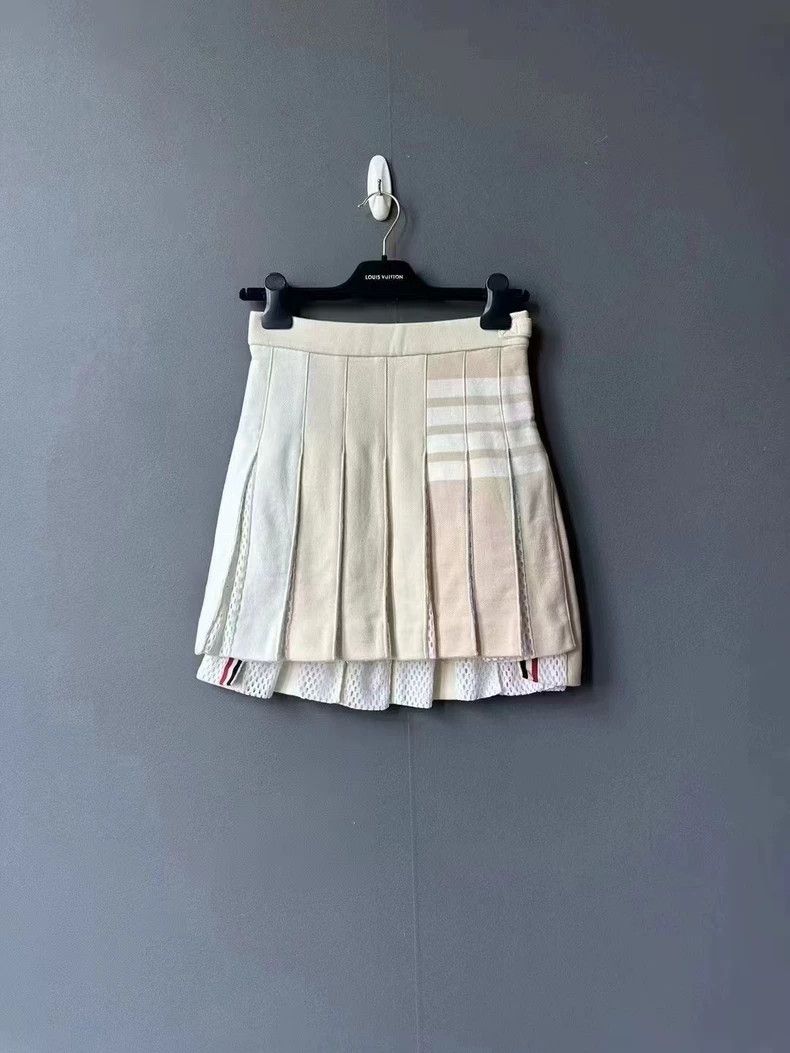 Thom Browne Thom Browne Beige Pleated Mini Skirt - dmc Size US 36 / EU 52 - 1 Thumbnail