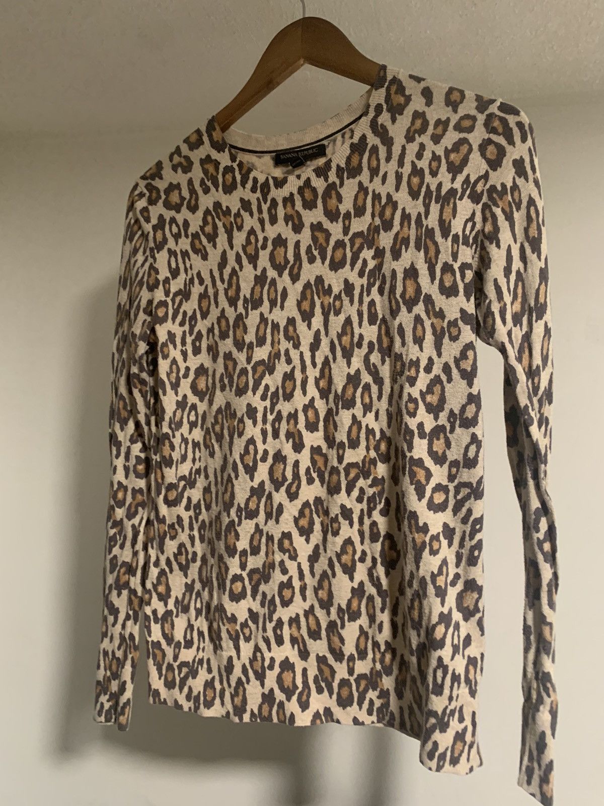 Banana Republic Perfect Leopard Print Sweater - Banana Republic Size M / US 6-8 / IT 42-44 - 2 Thumbnail