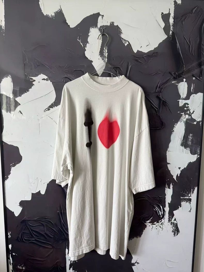Balenciaga Balenciaga Letter Heart Print Short Sleeve T-Shirt Loose Size US XS / EU 42 / 0 - 1 Thumbnail