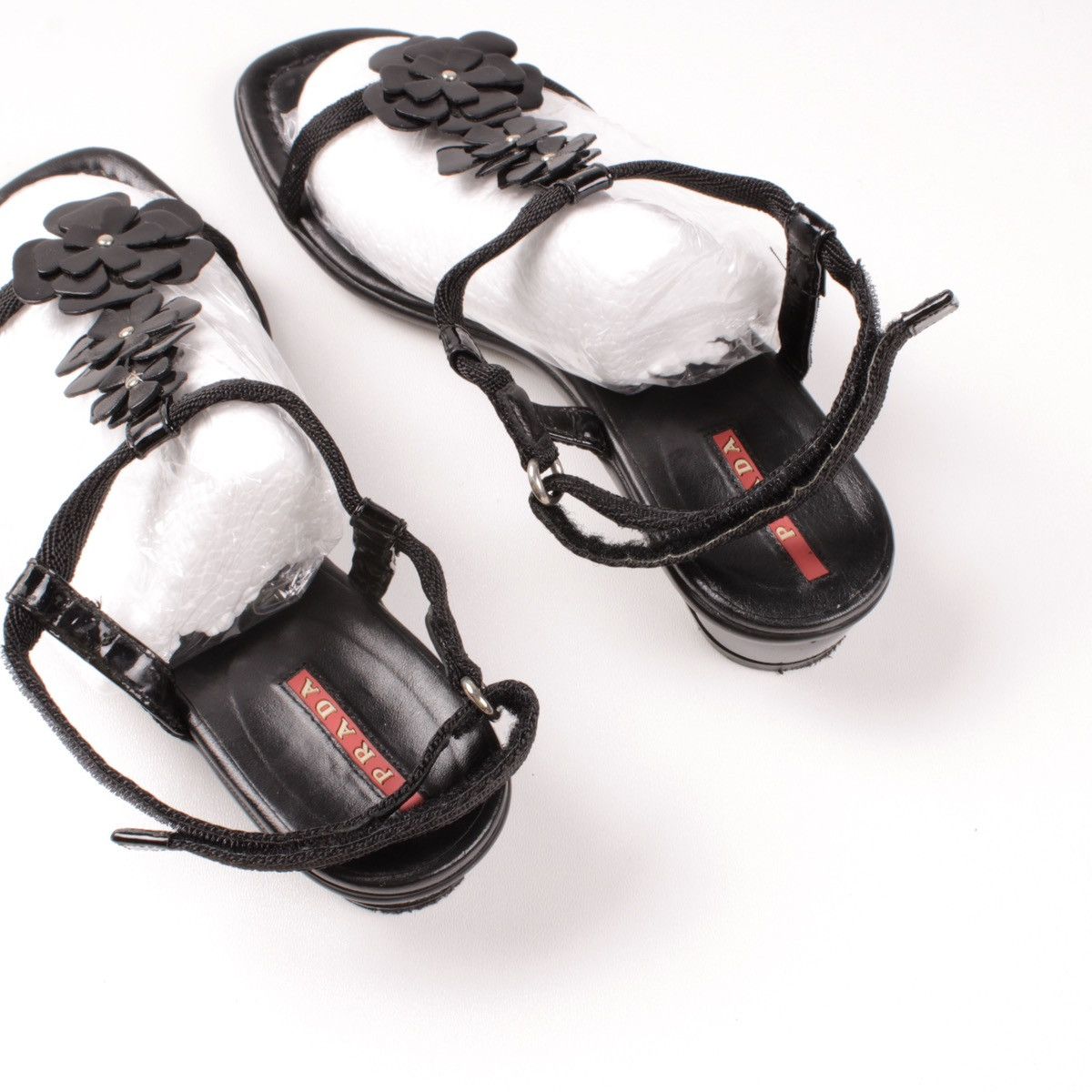 Prada Authentic Prada Black Patent Leather Floral Sandals Size US 9.5 / IT 39.5 - 6 Thumbnail