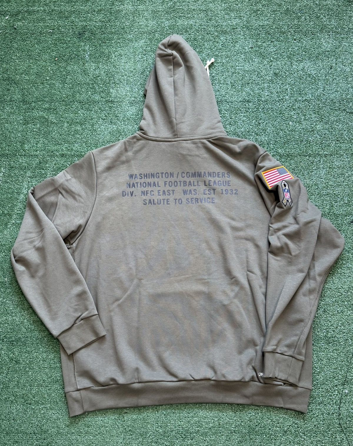 Nike Nike Washington Commanders 2025 Salute to Service Sideline Size US XXL / EU 58 / 5 - 5 Thumbnail