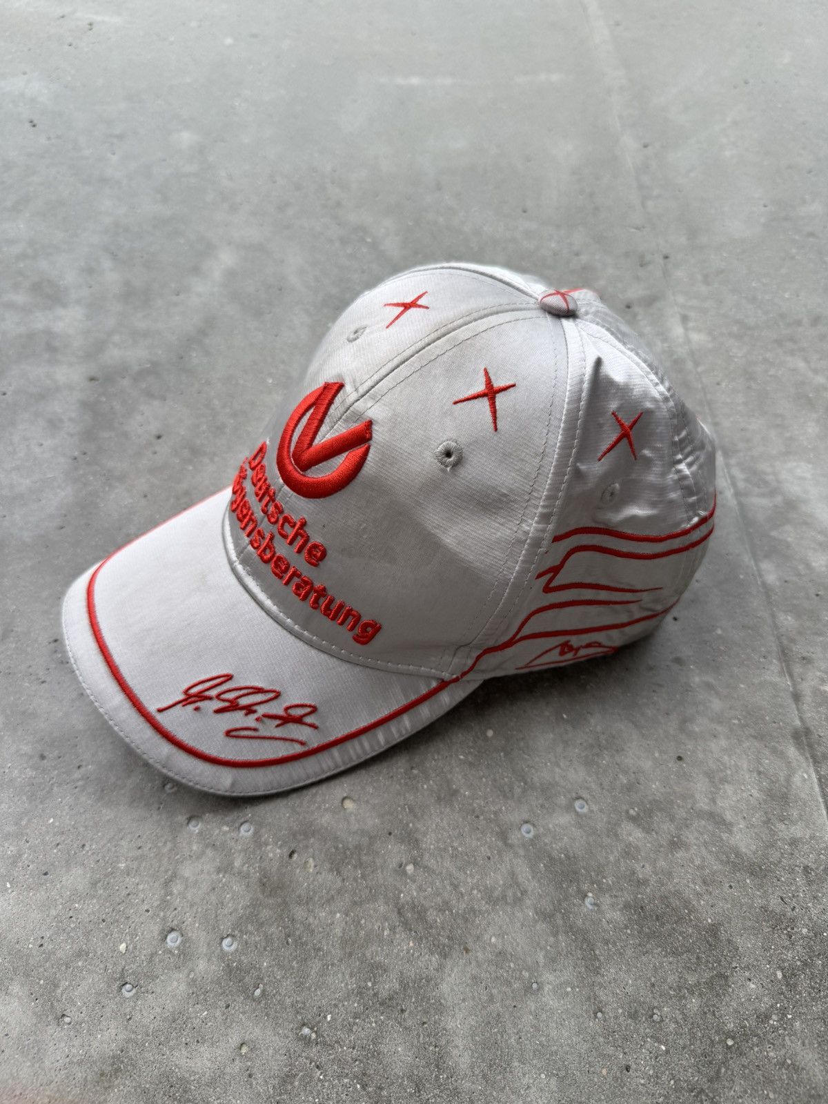 Formula 1 × Vintage Limited edition ?/211 Michael Schumacher Cap from 2011 Size ONE SIZE - 1 Thumbnail