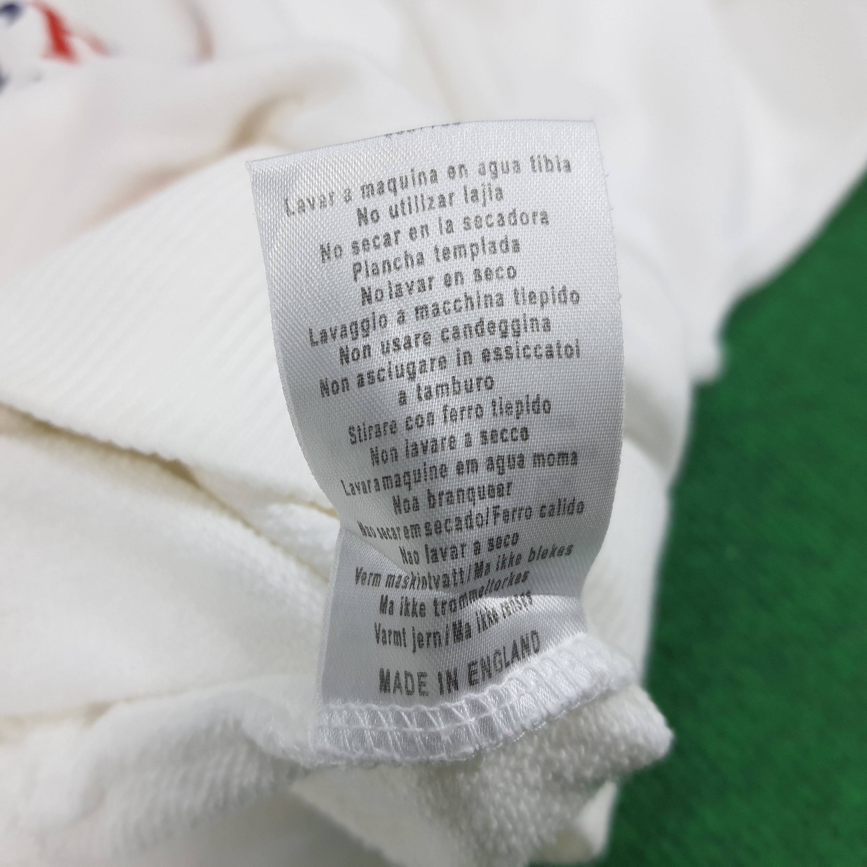 Burberry × Vintage Vintage Burberrys of London Spell Out Sweatshirt Size US M / EU 48-50 / 2 - 6 Thumbnail