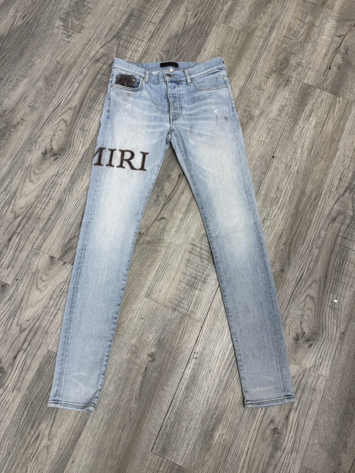 Amiri Amiri Distressed Light Wash Denim - Embroidered Logo Size US 29 - 1 Thumbnail
