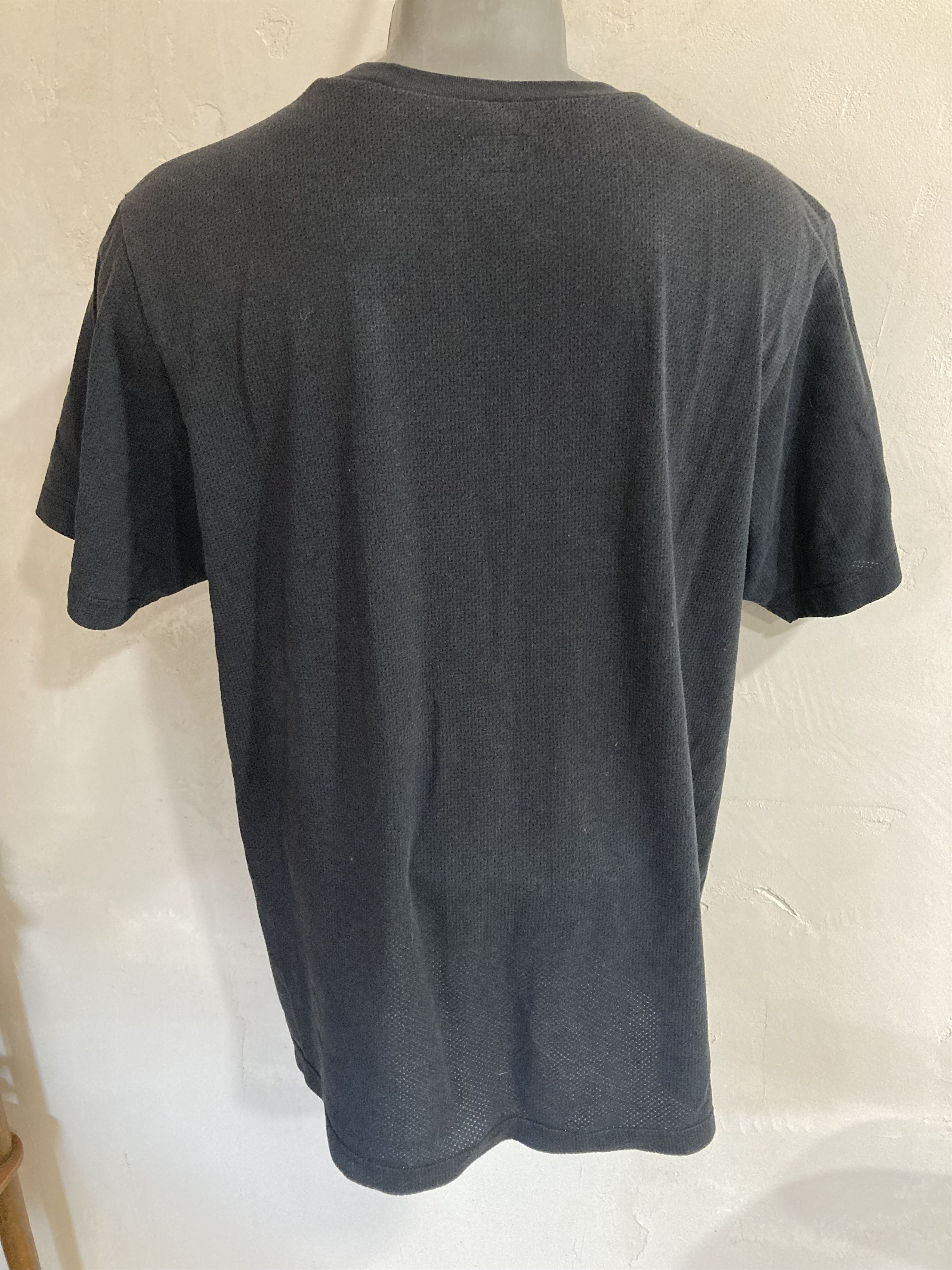 Supreme Supreme SS18 Mesh Arc Logo Tee Fade Black White Size US L / EU 52-54 / 3 - 2 Thumbnail