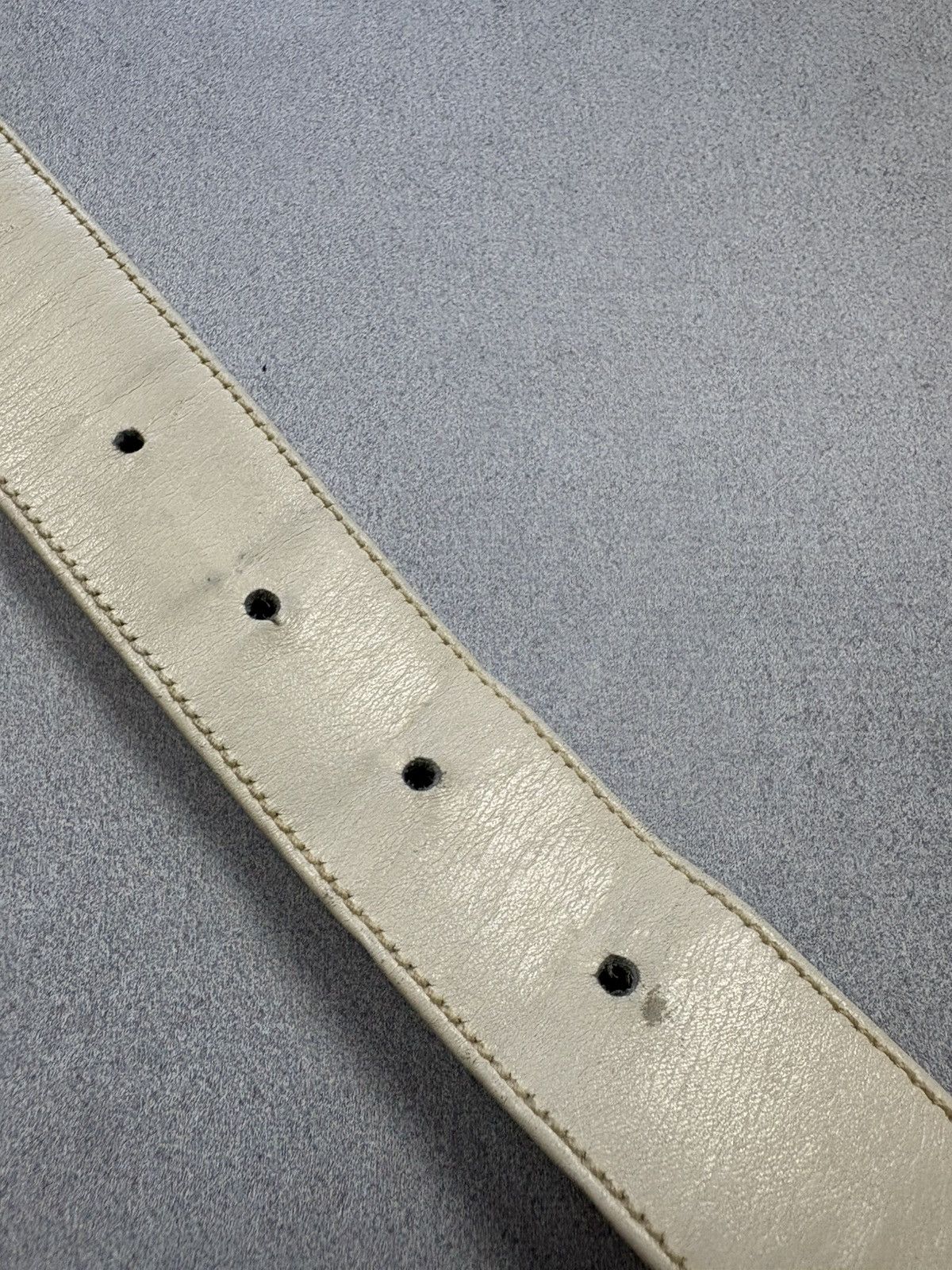Gucci Vintage Gucci White Leather Belt Gold Buckle Red Black 80/32 Size ONE SIZE - 8 Thumbnail