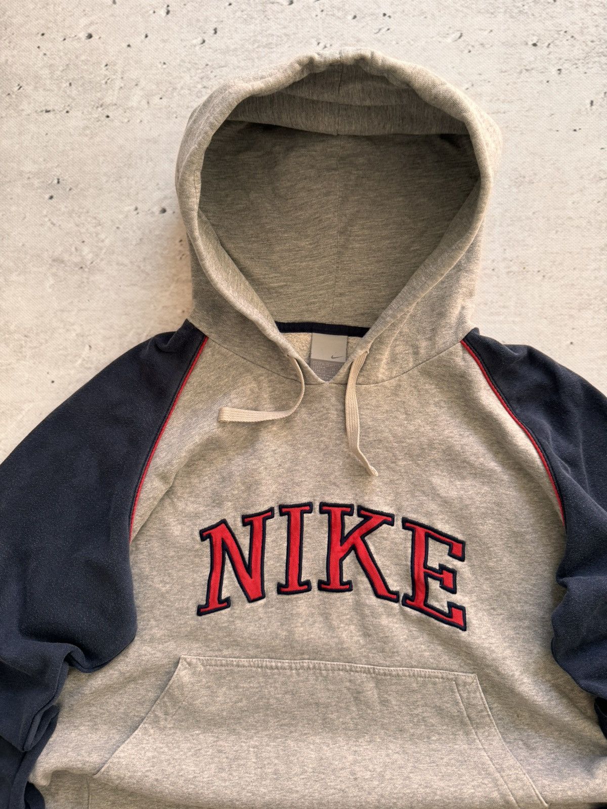 Nike × Vintage NIKE VINTAGE CENTER LOGO OVERSIZE BOXY HOODIE Size US M / EU 48-50 / 2 - 4 Thumbnail