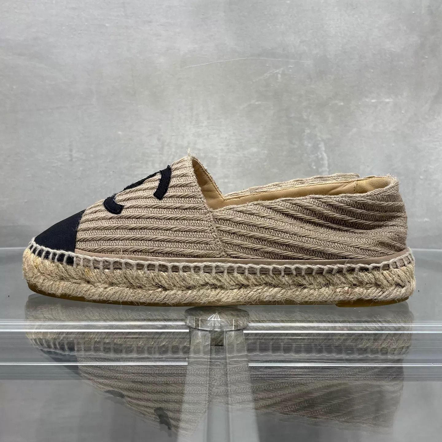 Chanel CHANEL Light Brown Fisherman Shoes 37 Size US 6.5 / IT 36.5 - 3 Thumbnail