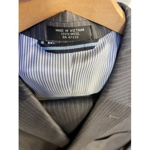 Tommy Hilfiger New TOMMY HILFIGER 100% WOOL Full SUIT 46R Size 46R - 4 Thumbnail