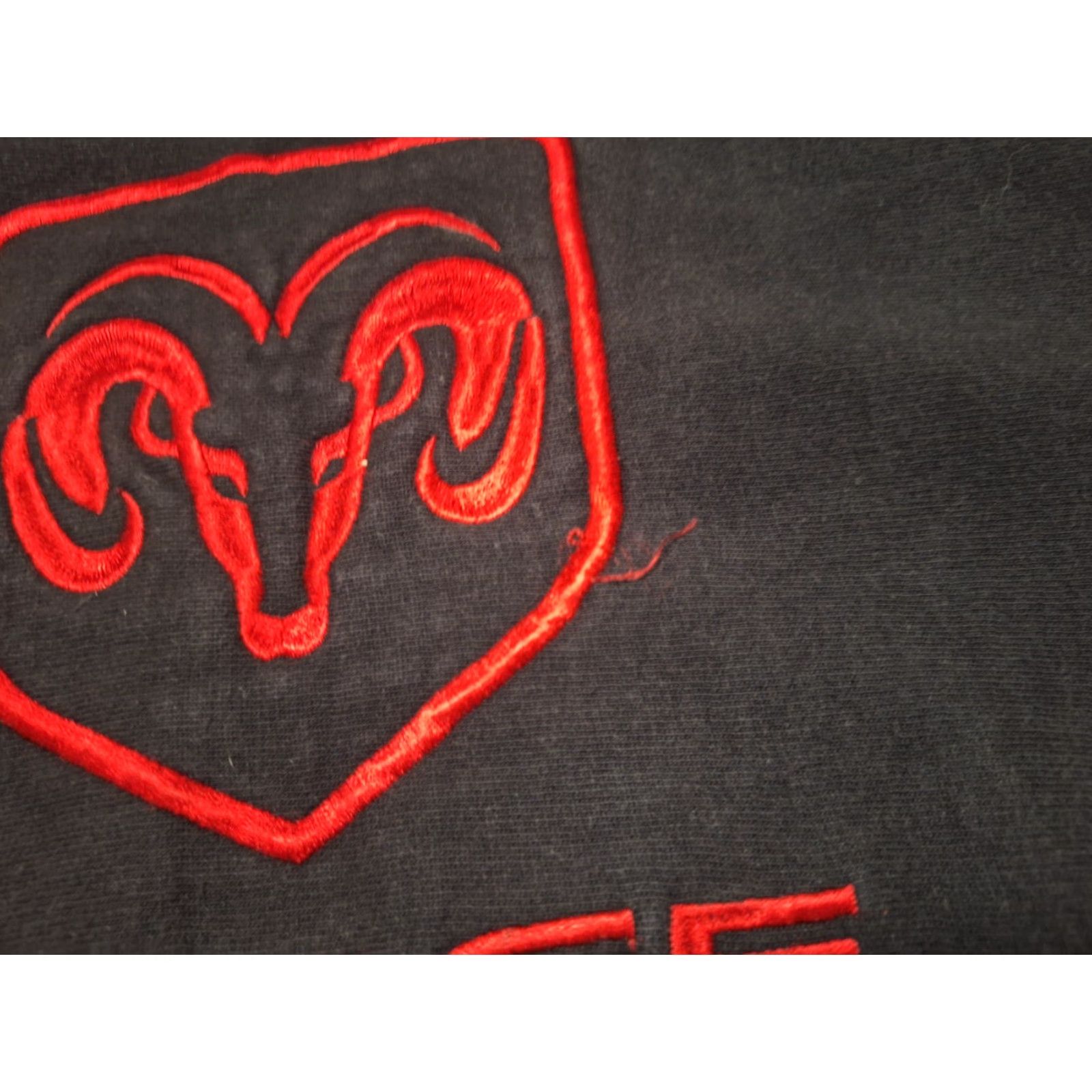 Vintage VINTAGE Dodge Motorsports Hoodie Mens M Black Embroidered Logo Sweatshirt Size US M / EU 48-50 / 2 - 3 Thumbnail