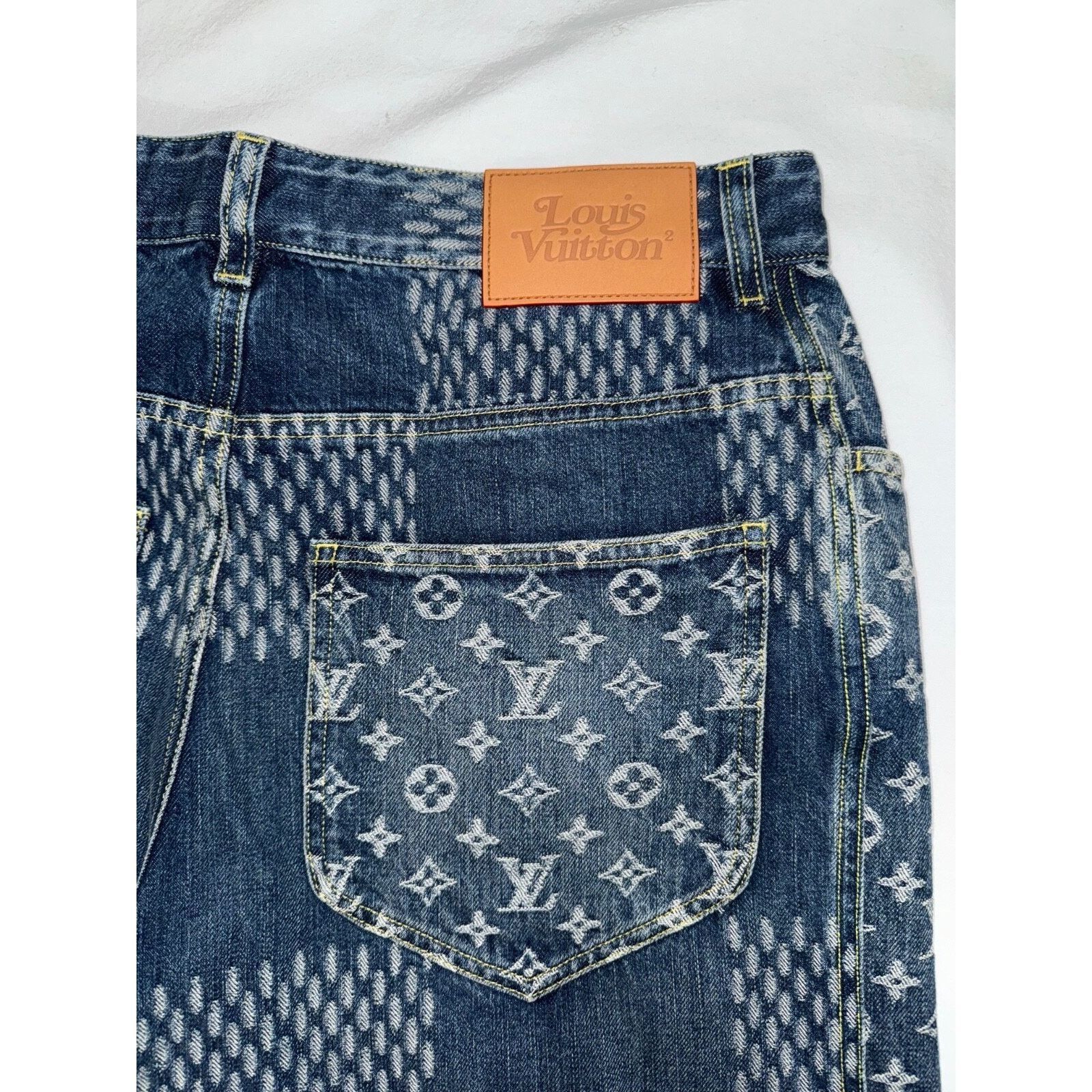 Louis Vuitton Louis Vuitton x Nigo Giant Damier Waves Monogram Logo Blue Size US 32 / EU 48 - 13 Thumbnail