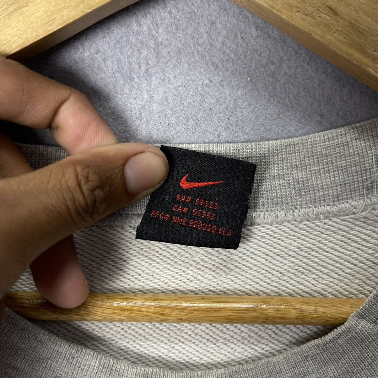 Nike Nike Vintage Minimal Logo Sweatshirt Size US XL / EU 56 / 4 - 8 Thumbnail