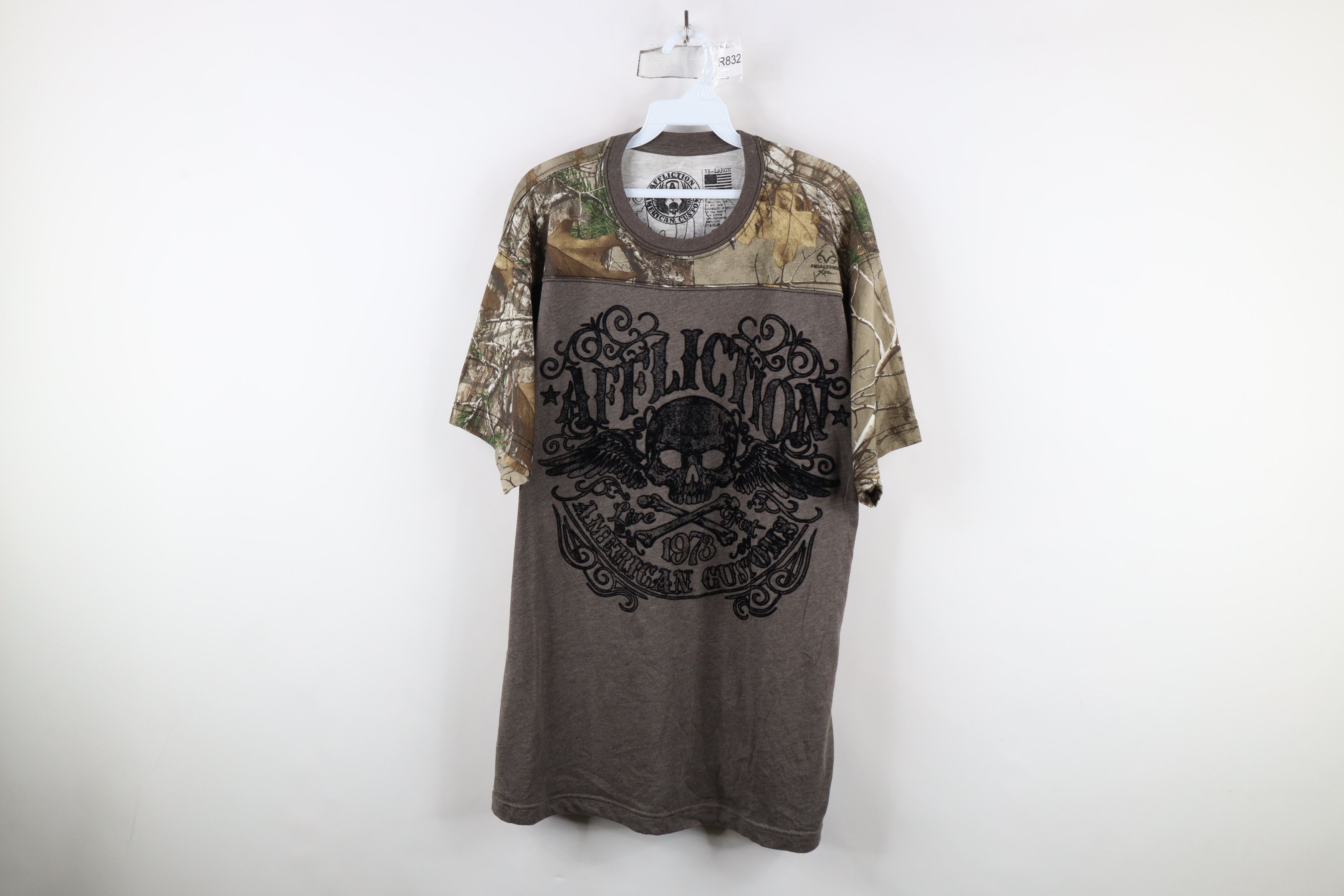 Affliction × Vintage Vintage Affliction Skull Tribal Camouflage UFC MMA T-Shirt Size US XXL / EU 58 / 5 - 1 Thumbnail